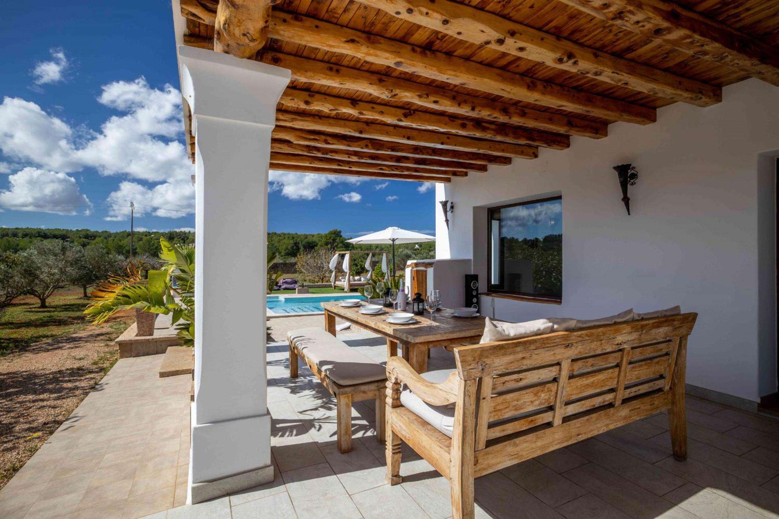 Superior Villa photo 2