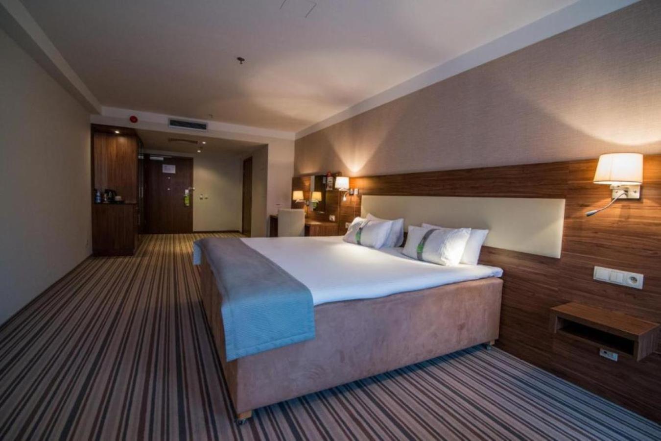 Standard Double Room - Disability Access - Photo 1