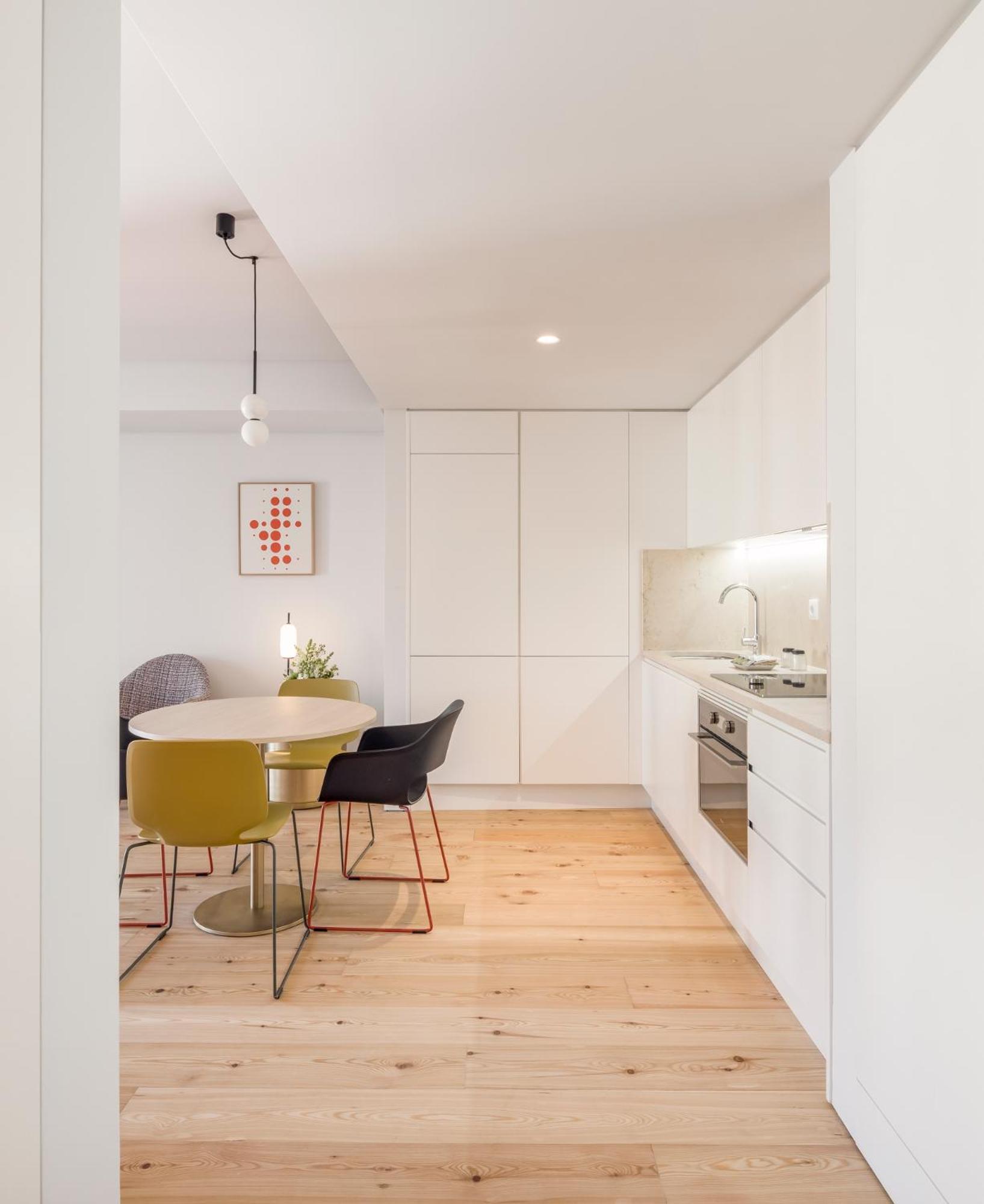 One-Bedroom Apartment - Photo 11