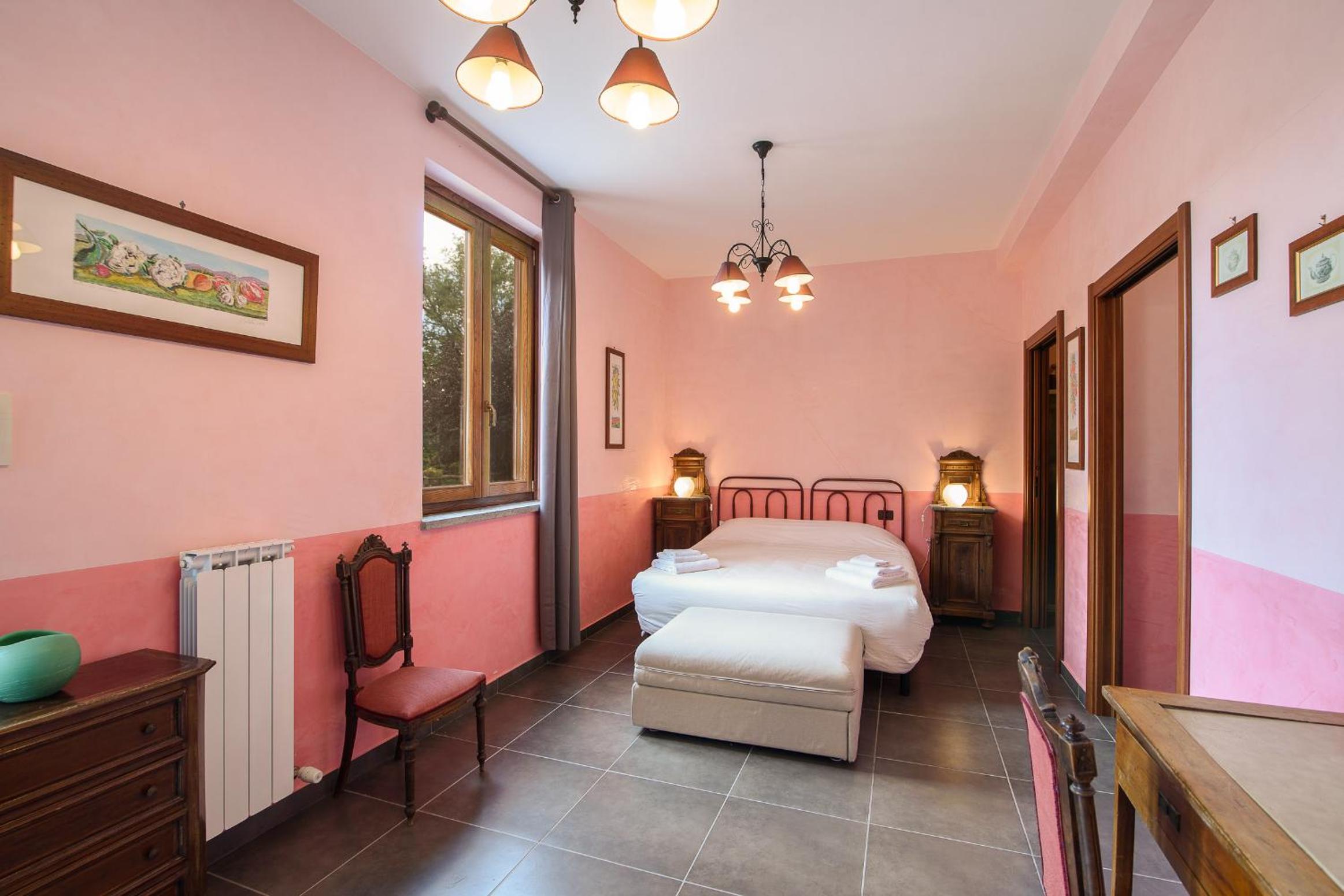 Double or Twin Room with Mountain View photo 3