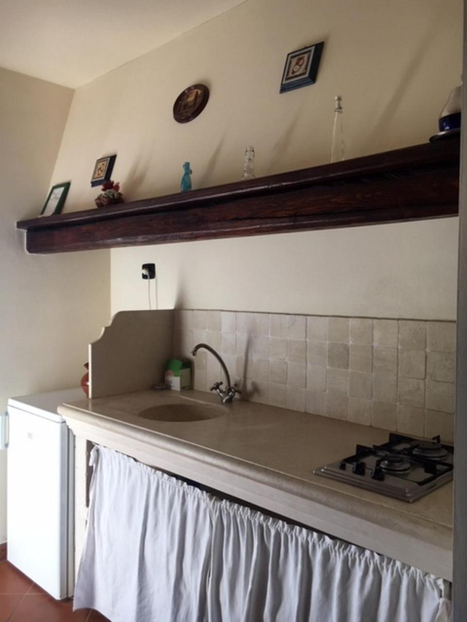 Deluxe Room (2 Adults + 1 Child) photo 2