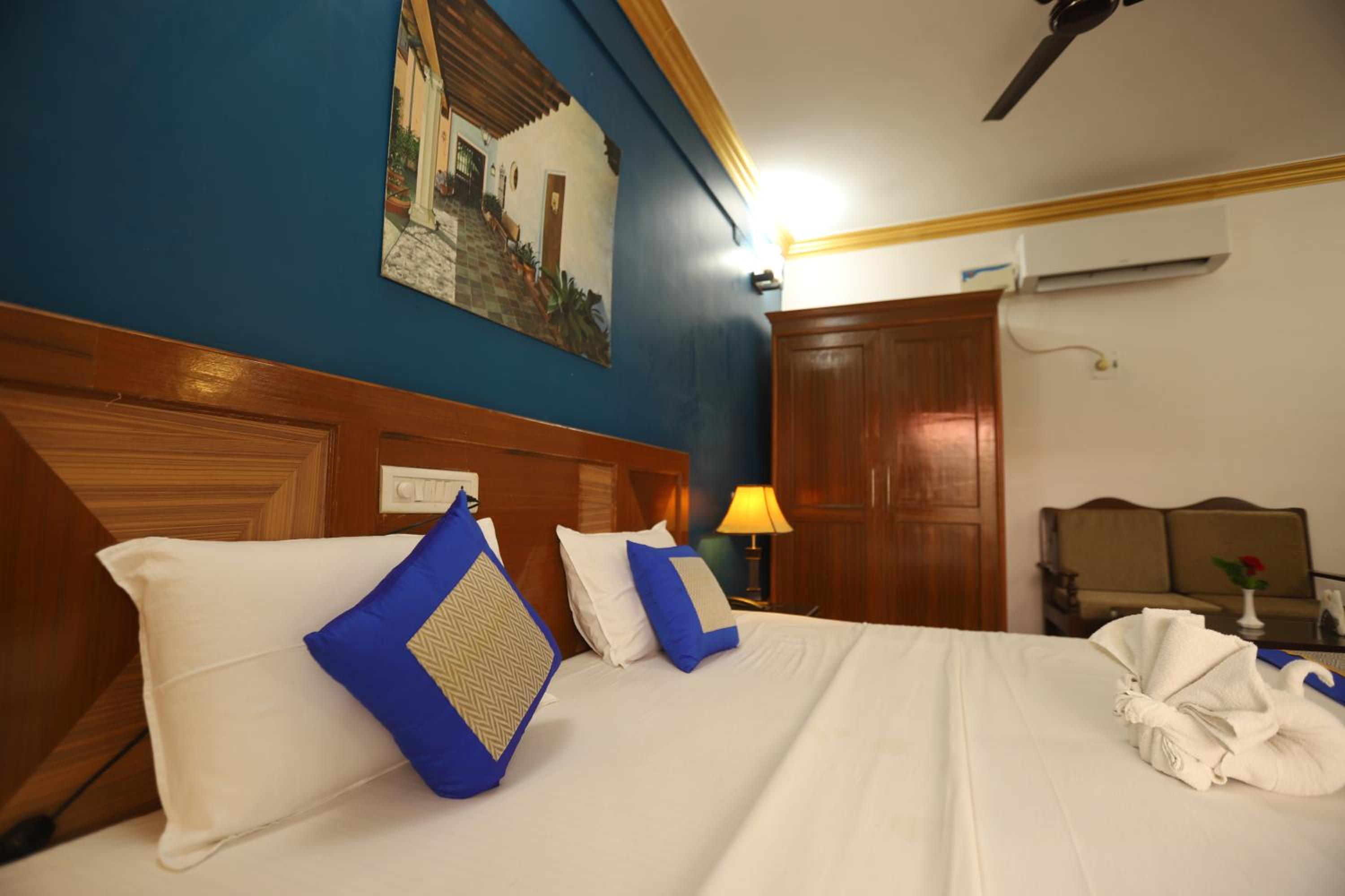 Deluxe Double Room - Photo 2