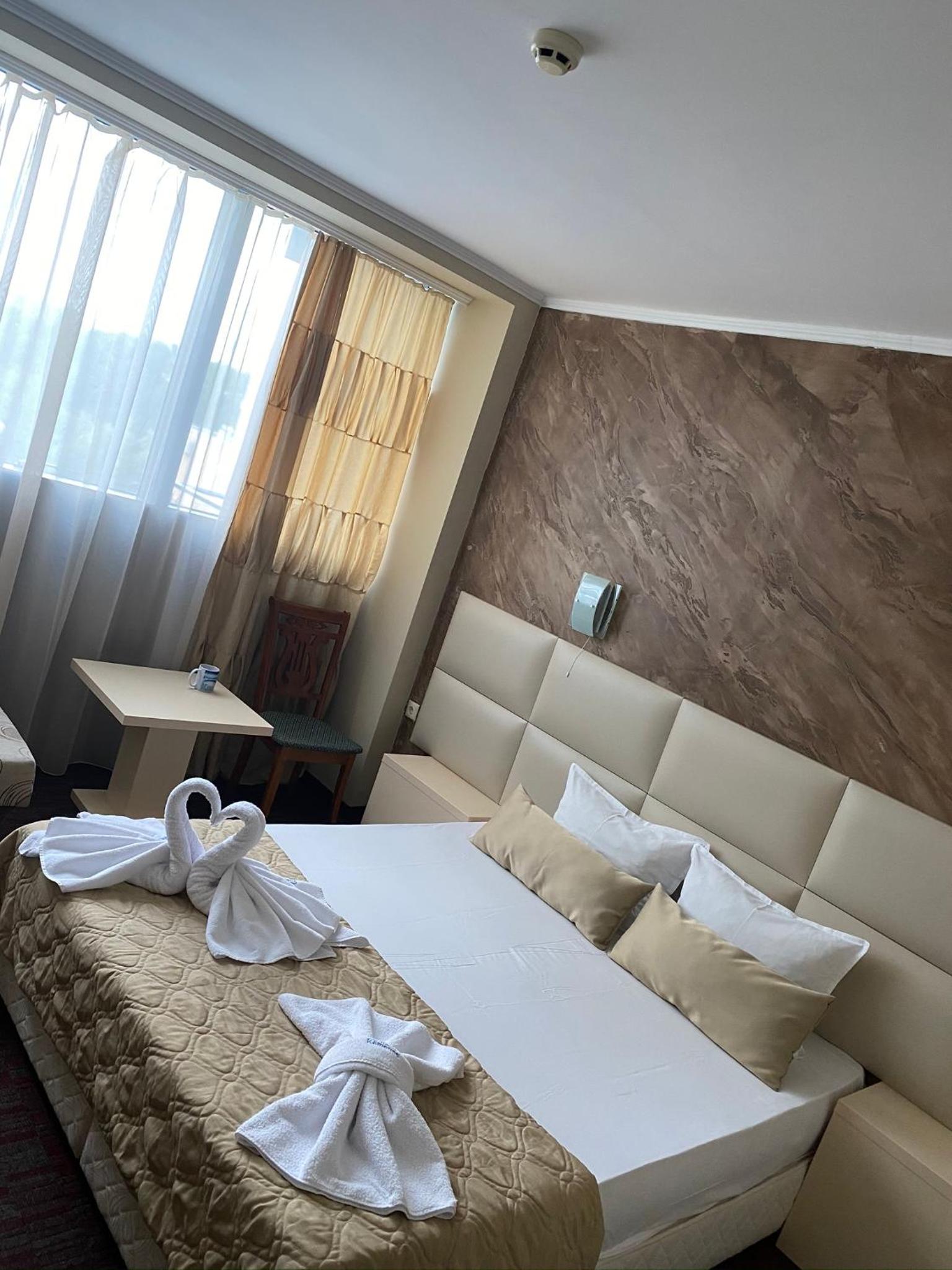 Double or Twin Room without Balcony