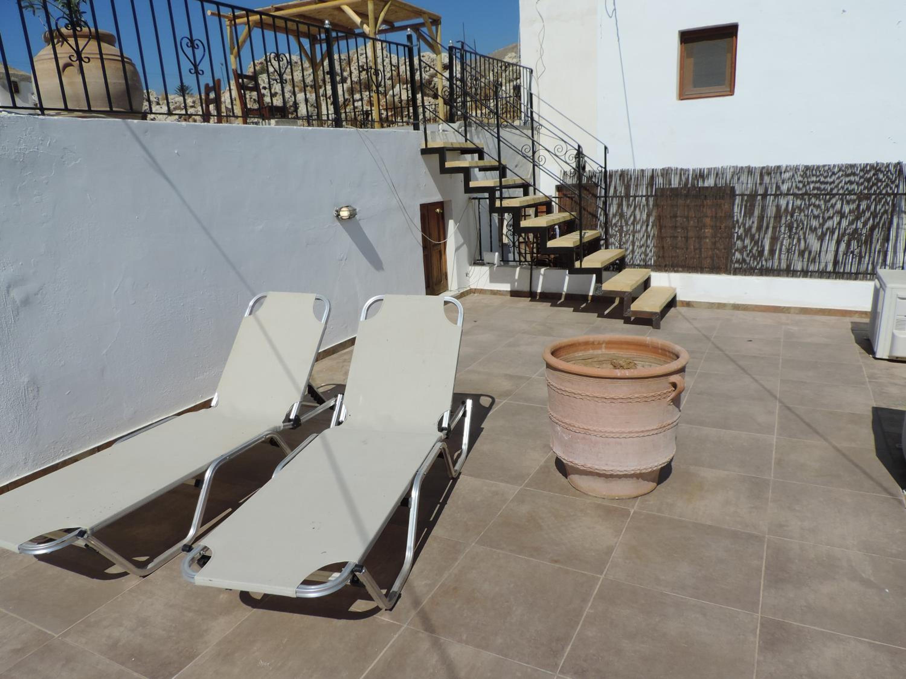 Villa photo 3