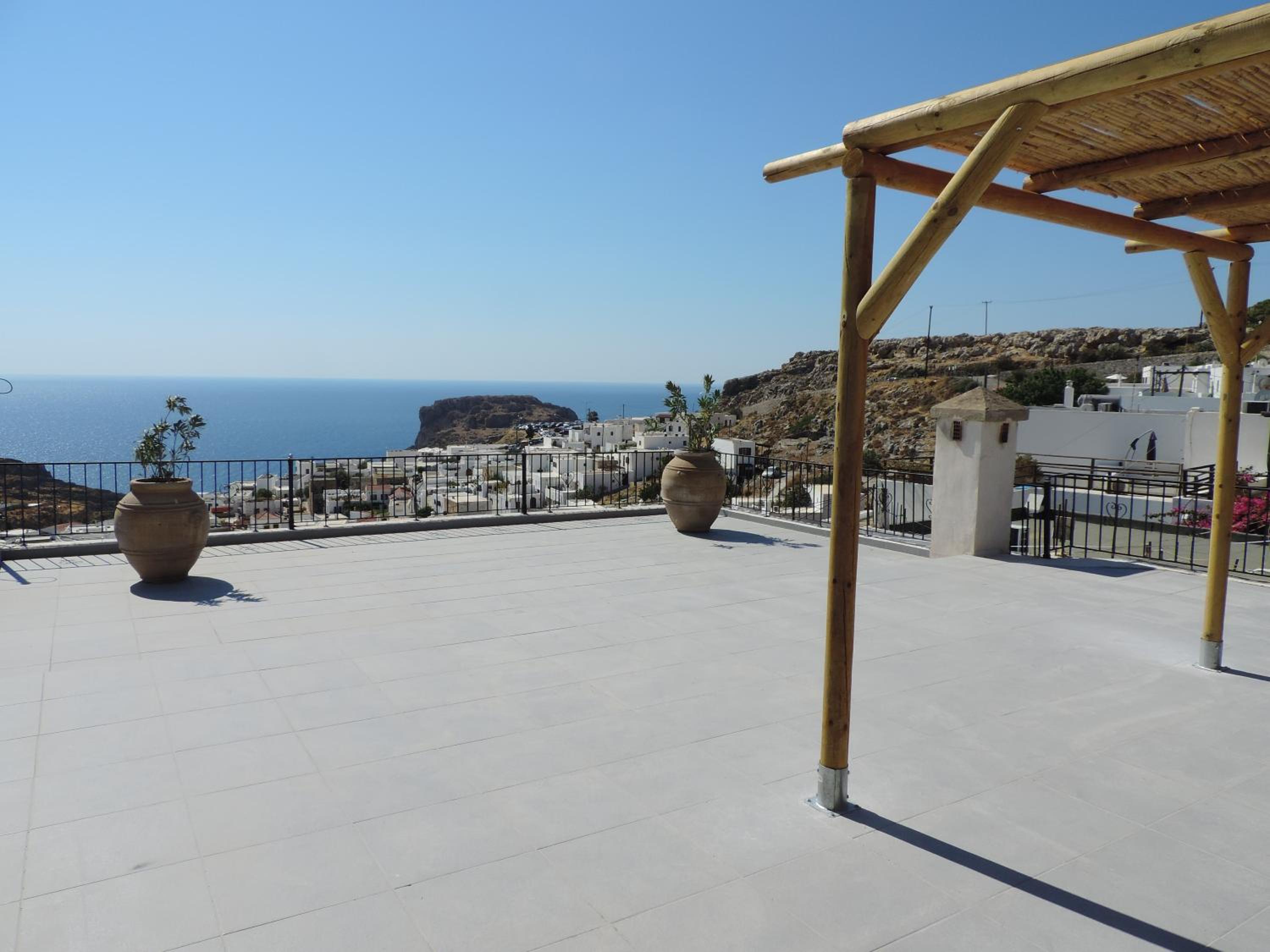 Villa photo 2