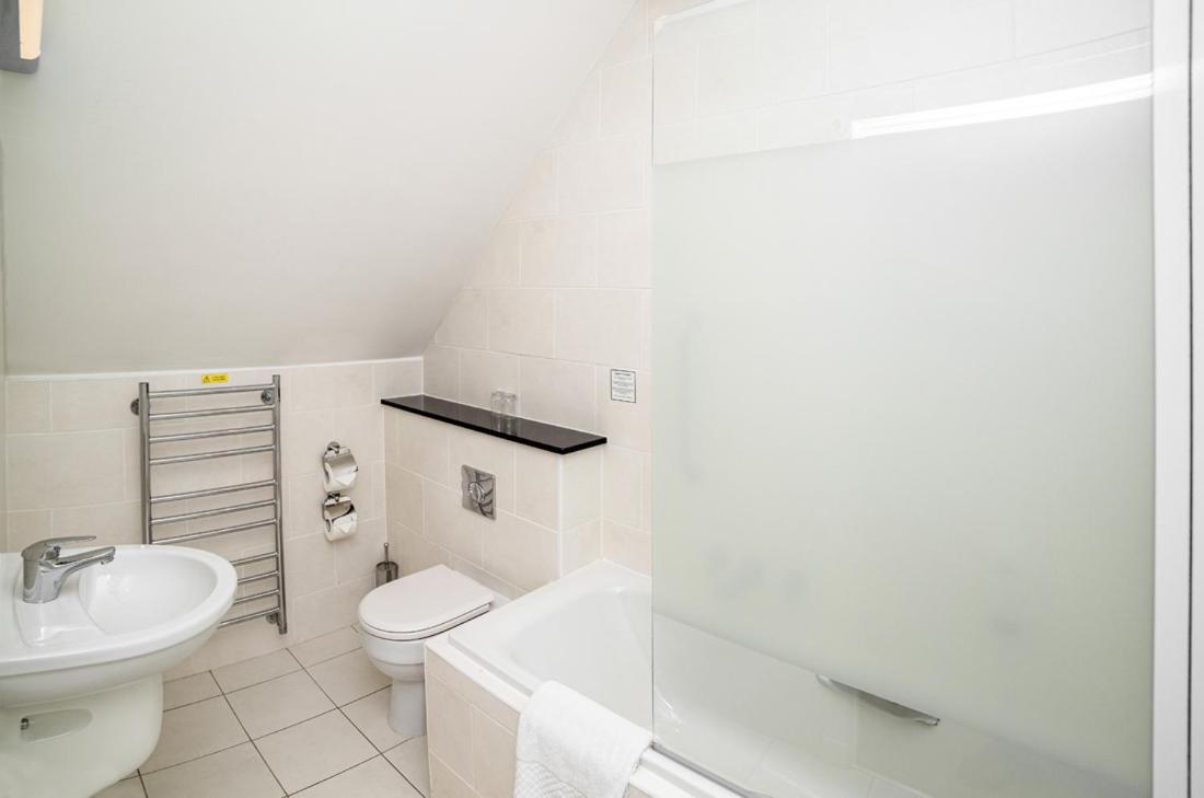 Deluxe Double Room with Sea View - Photo 3