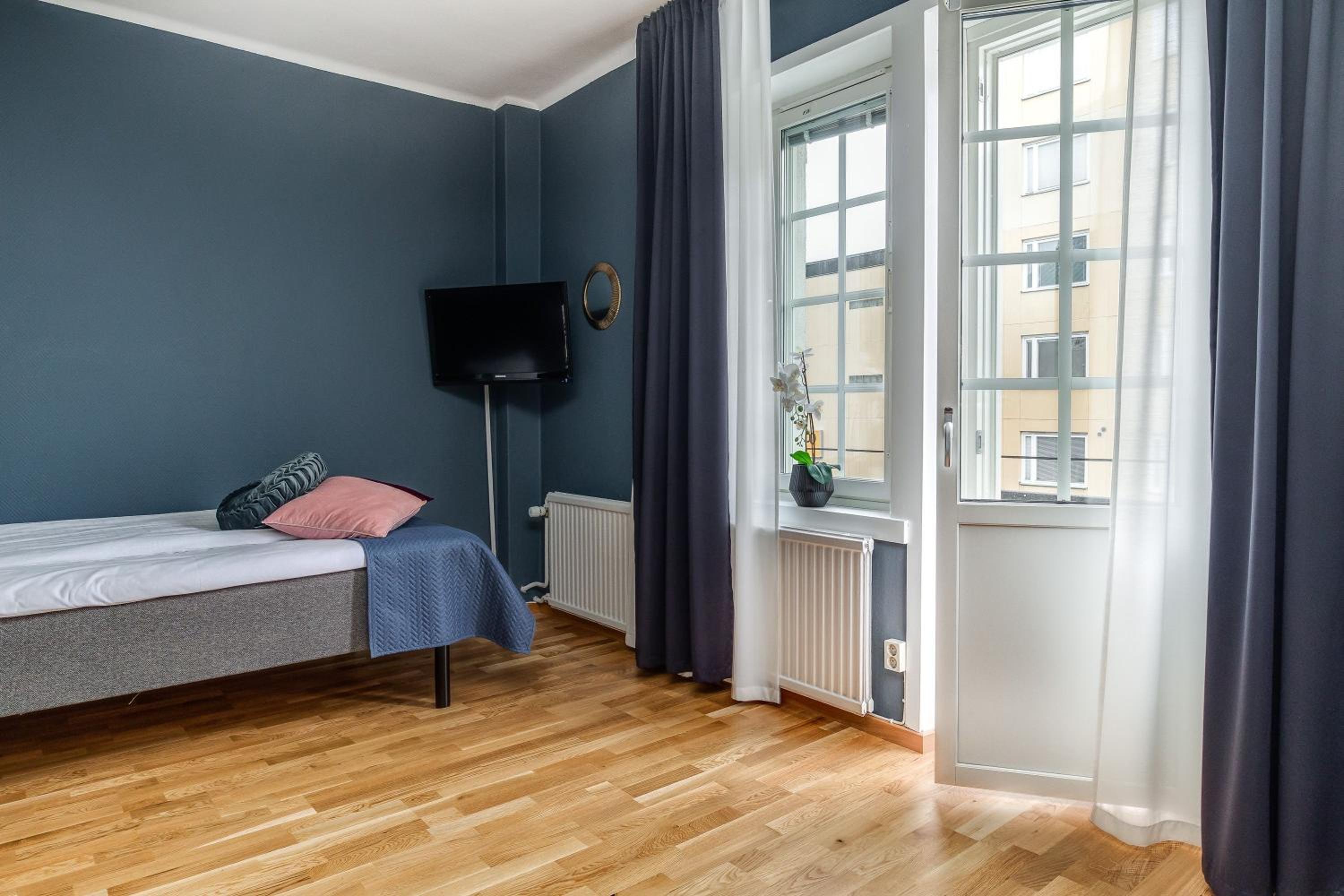 Single Room photo 2