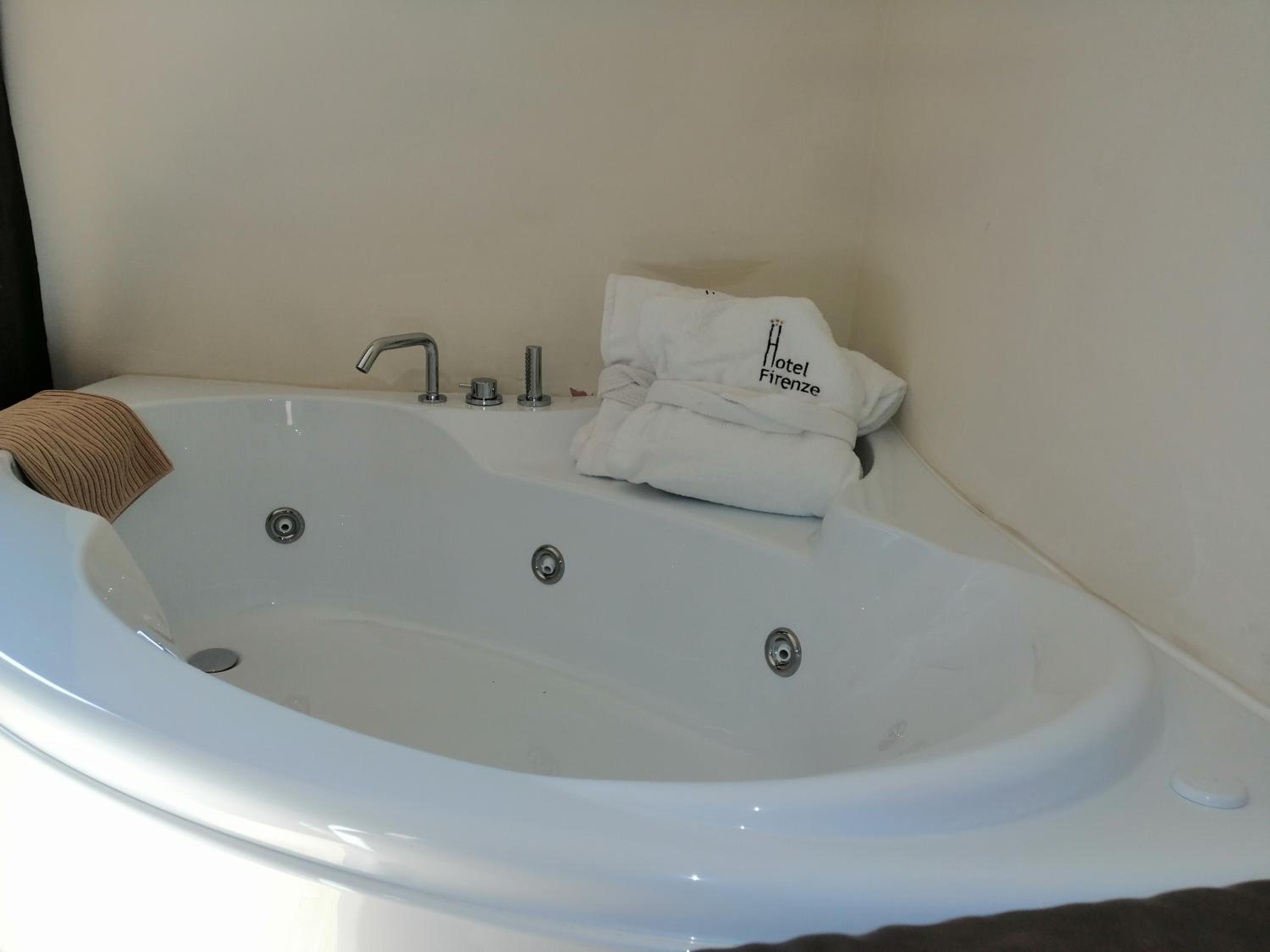 Suite Superior con bagno turco e vasca idromassaggio - Photo 13