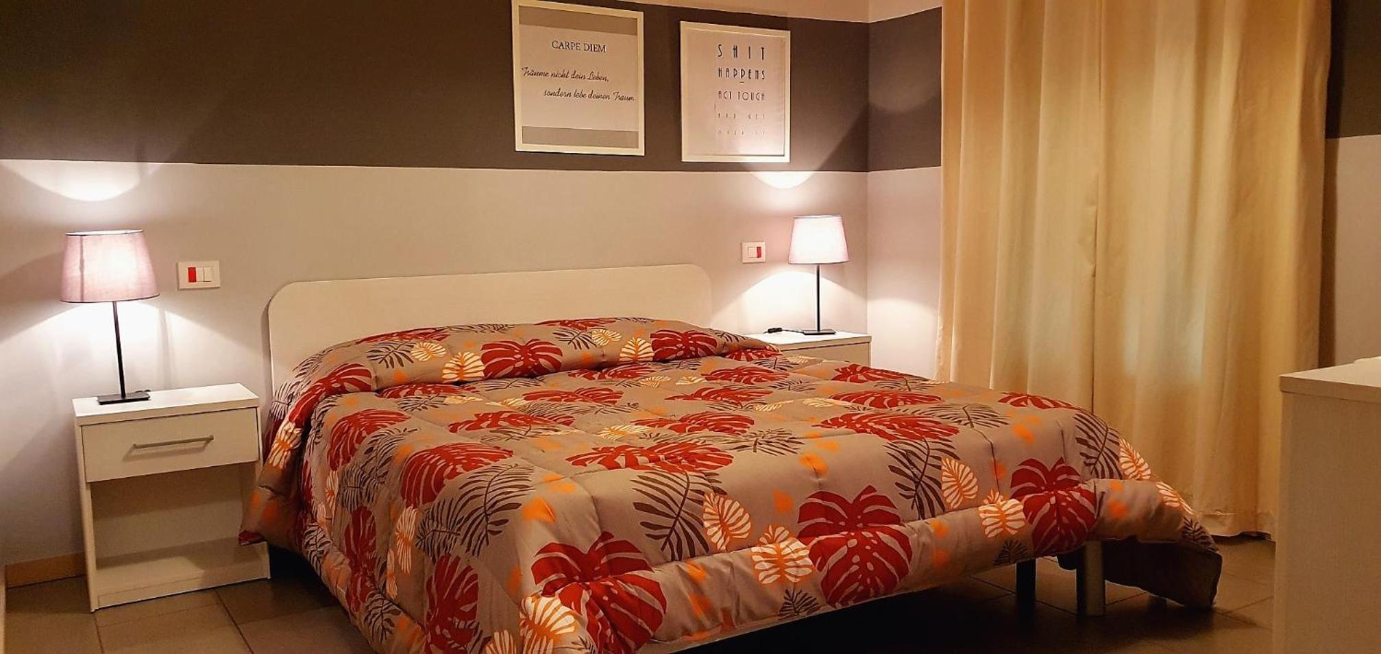 Double or Twin Room - Photo 4
