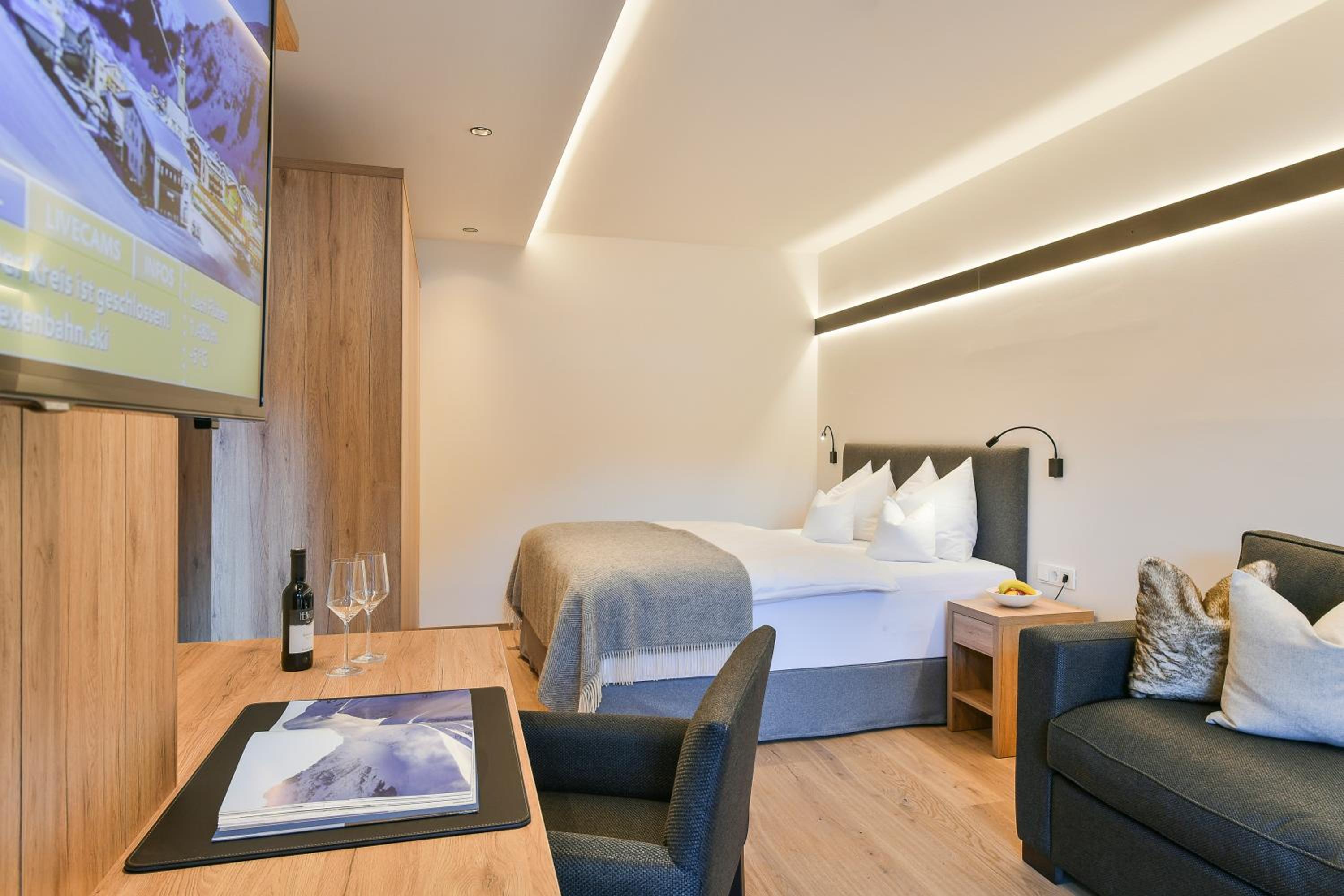 Standard Double Room photo 2