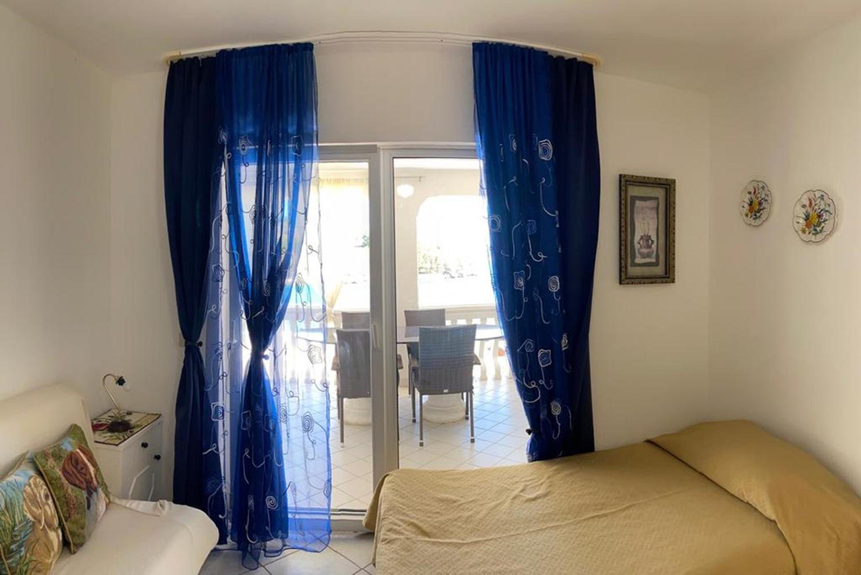 One Bedroom Apartment with Sea View