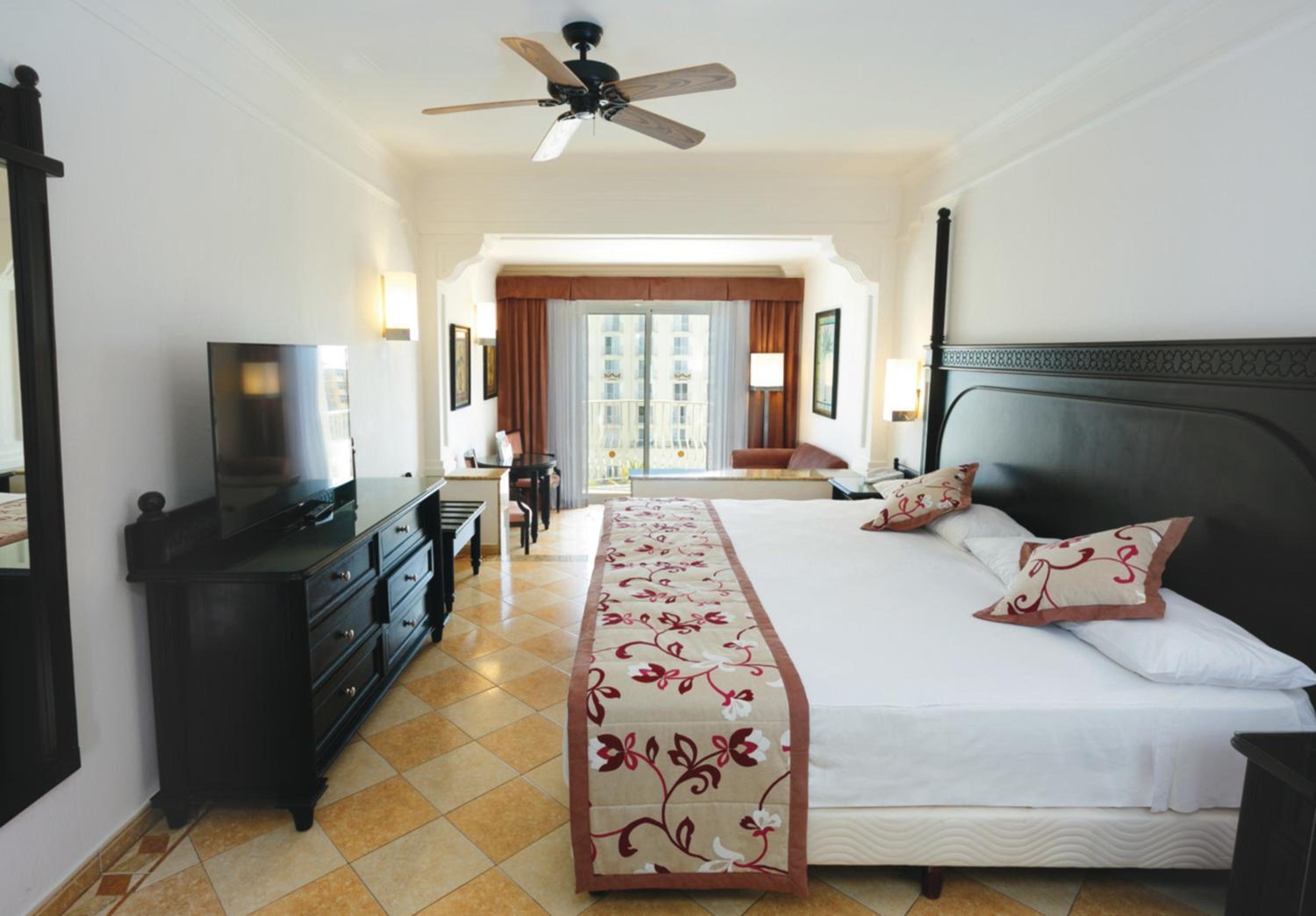 Junior Suite Partial Ocean View