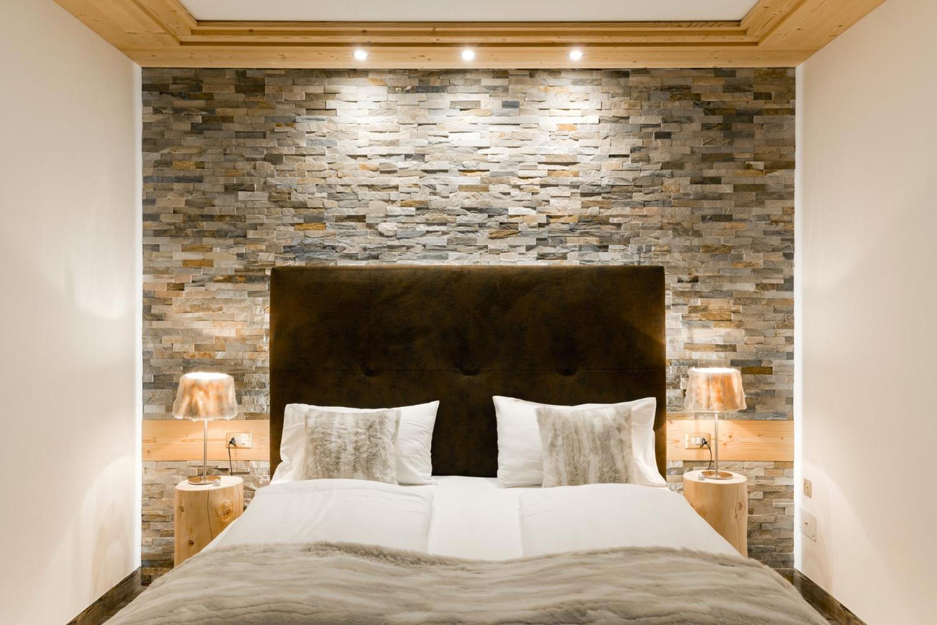 Double Room - Photo 14