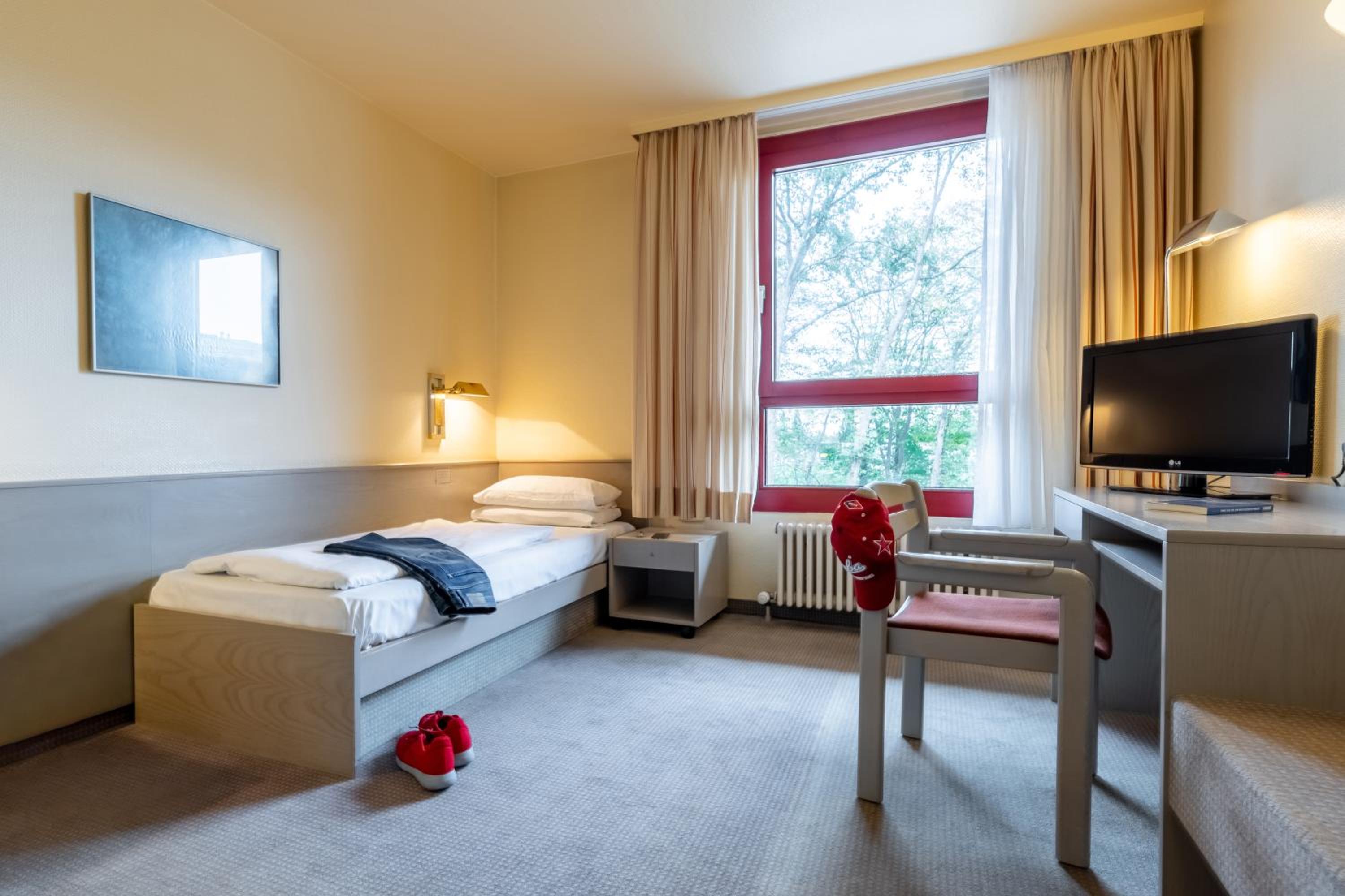 Standard Twin Room photo 2
