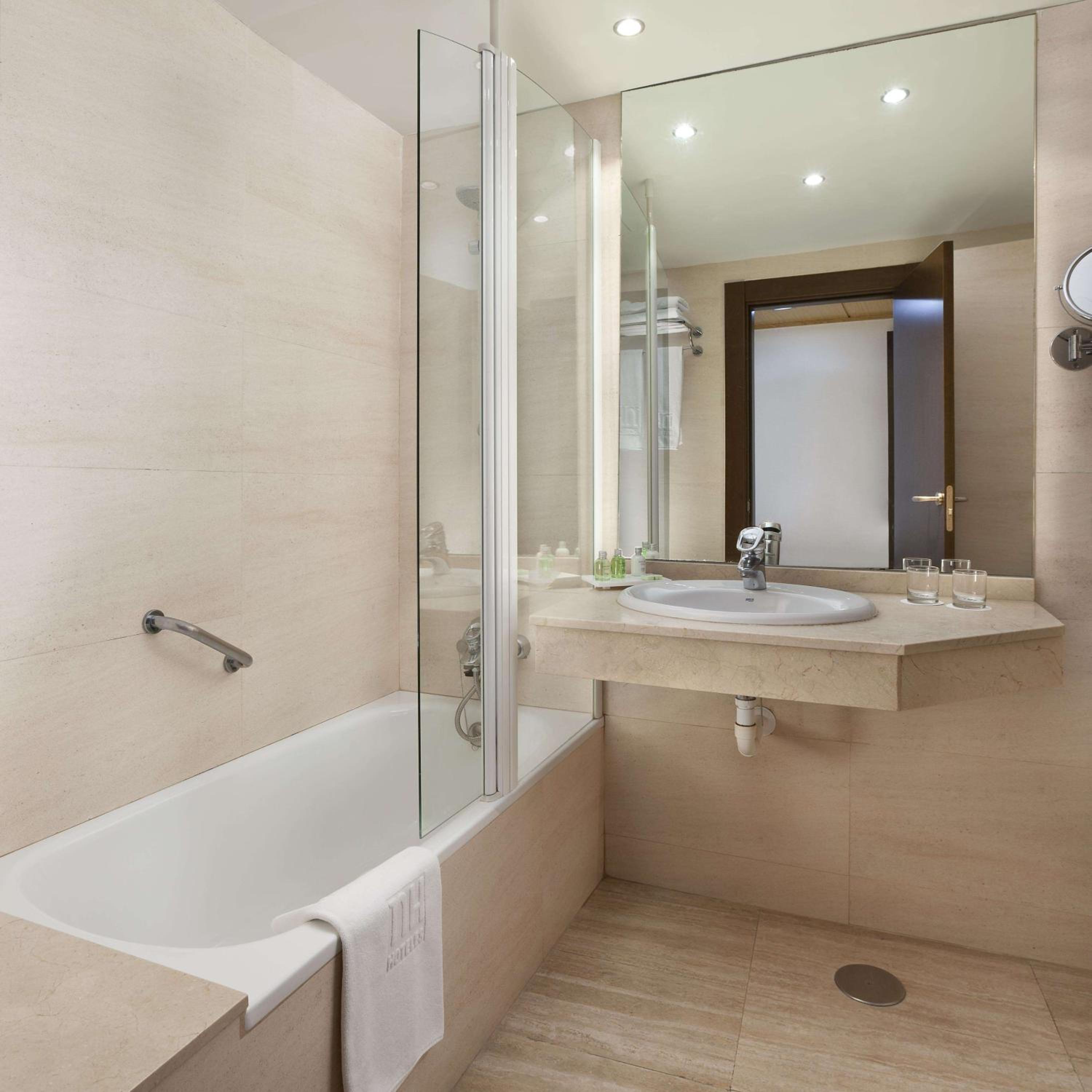 Superior Twin Room with View