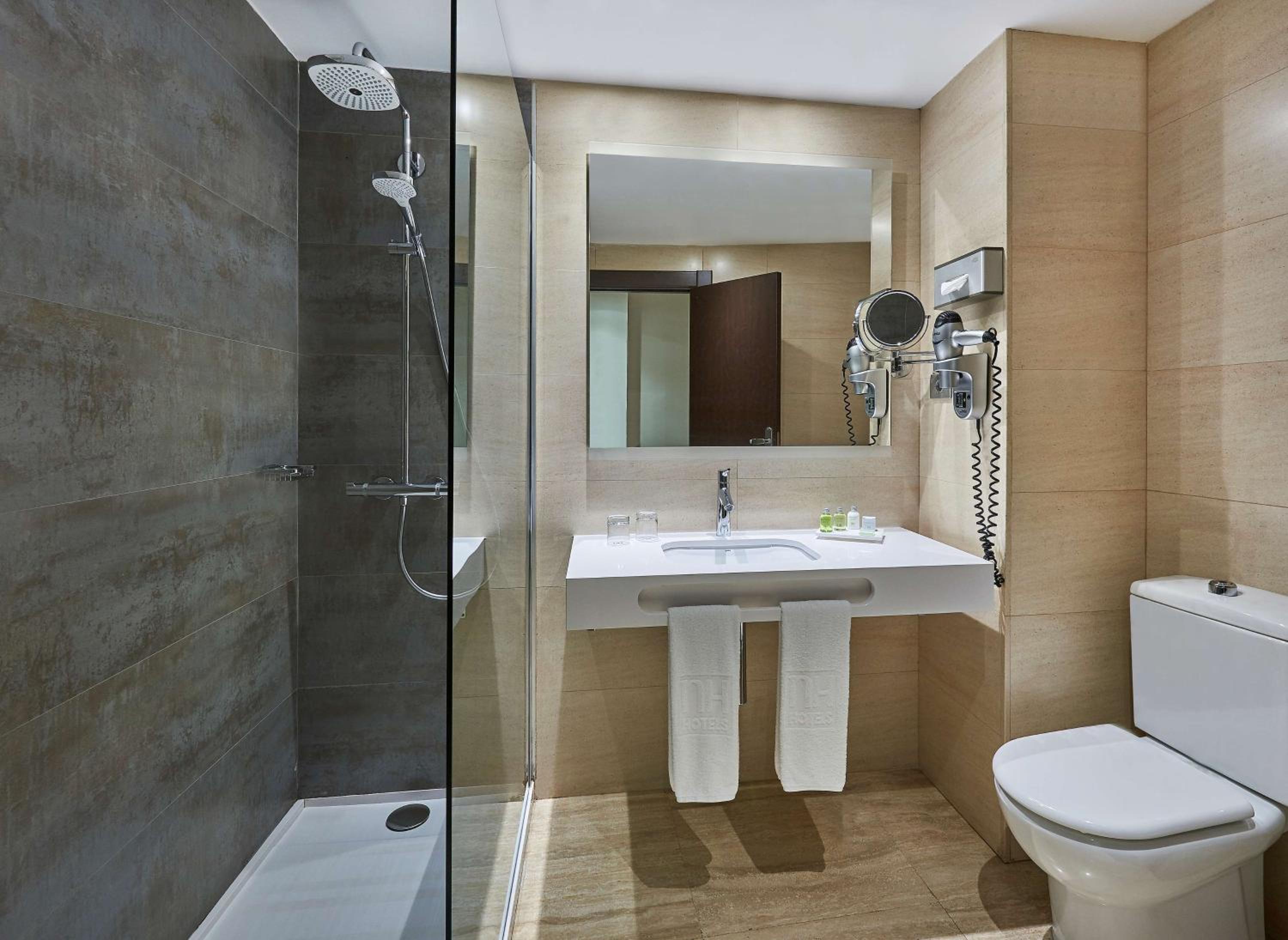 Standard Twin Room with View with Extra Bed (2 Adults + 1 Child)