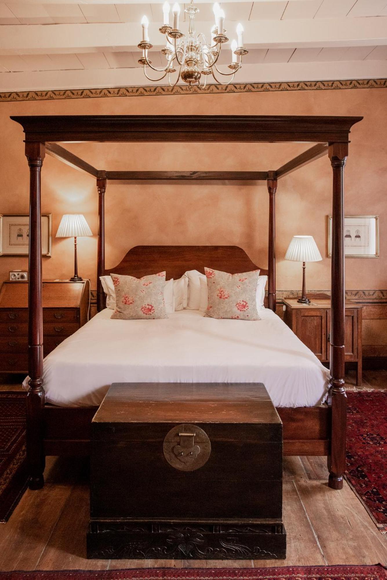 Suite - Photo 4