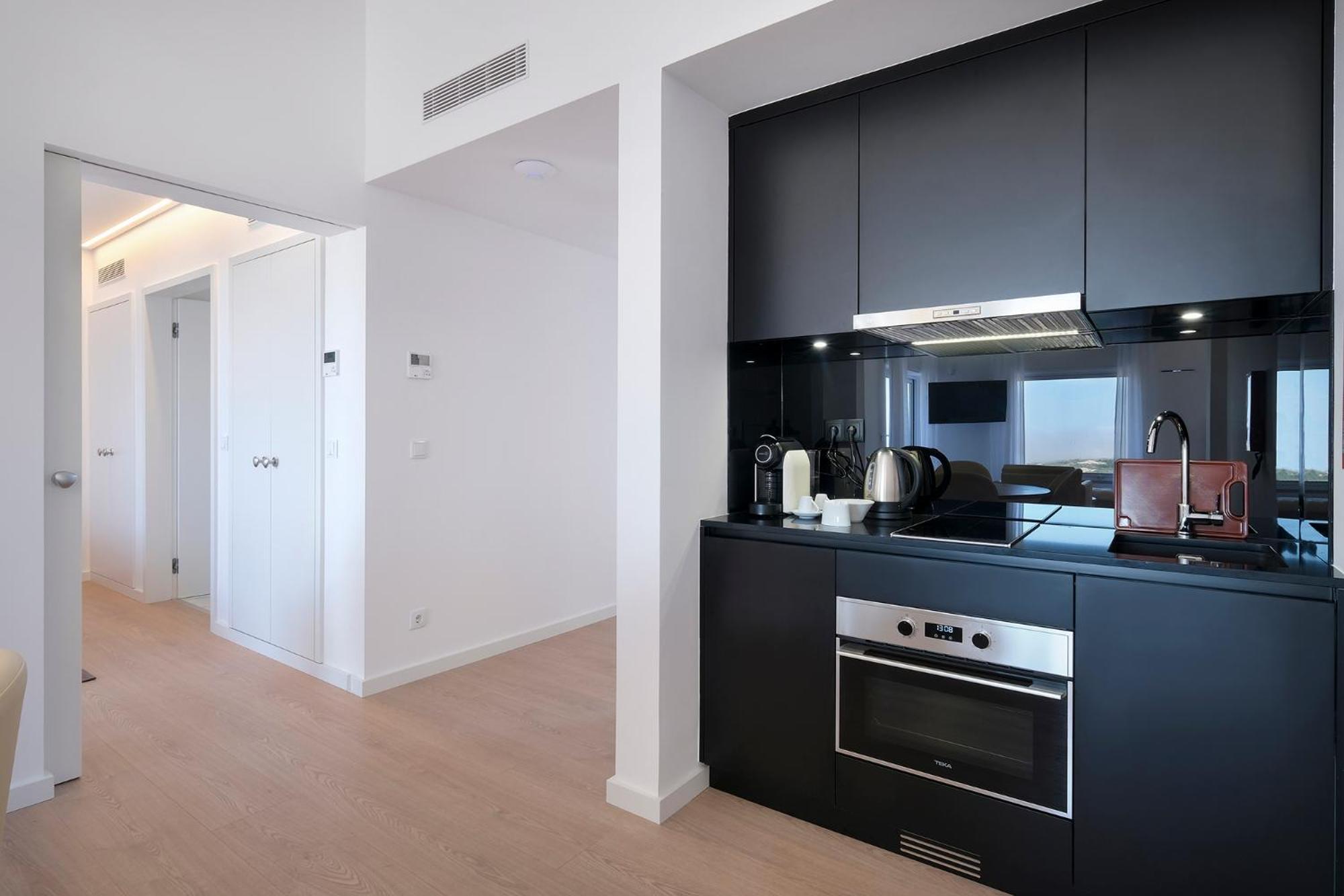 Two-Bedroom Apartment thumbnail 6