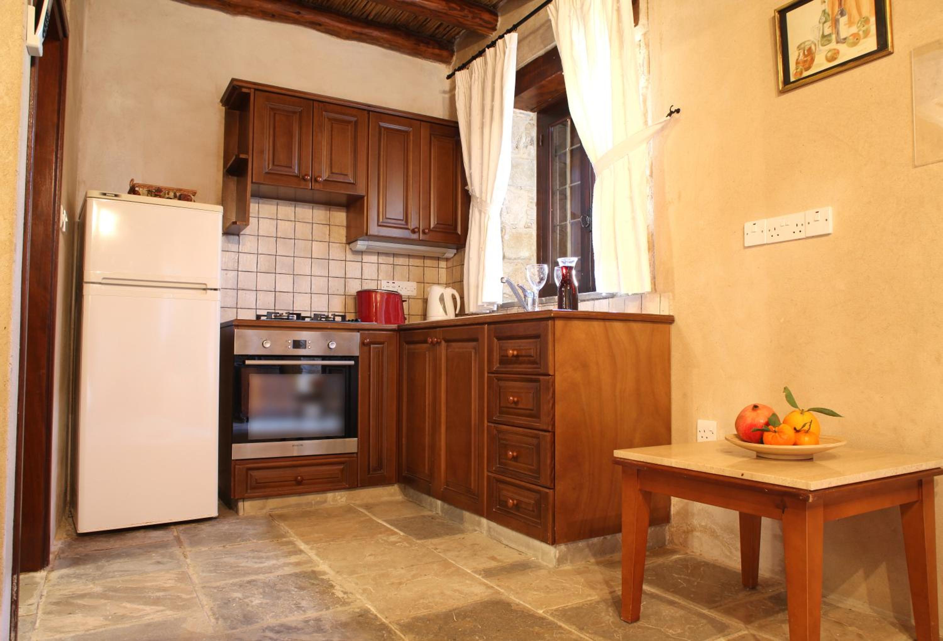Standard Double or Twin Room - Photo 13