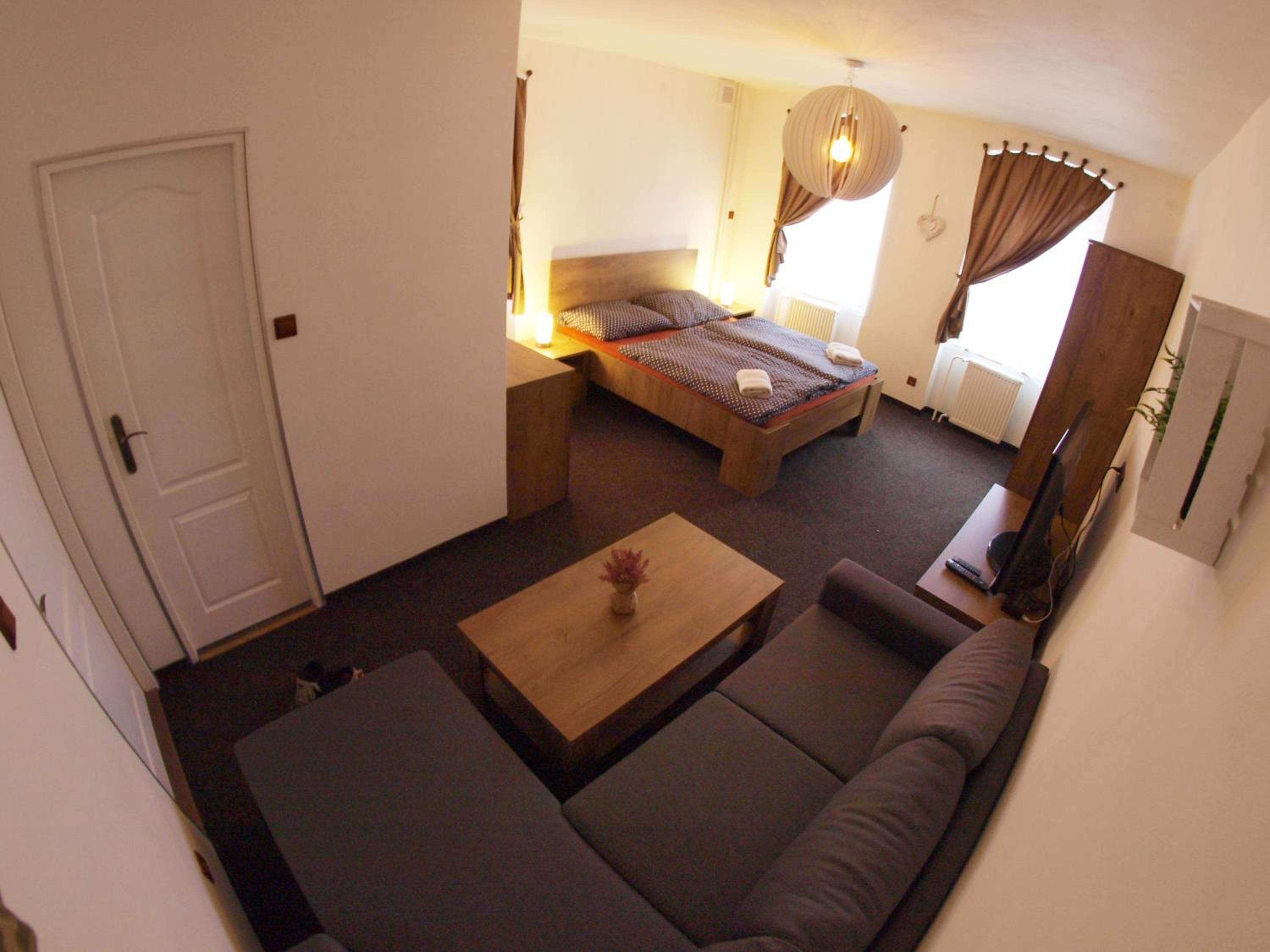 Deluxe Double Room with Extra Bed photo 3