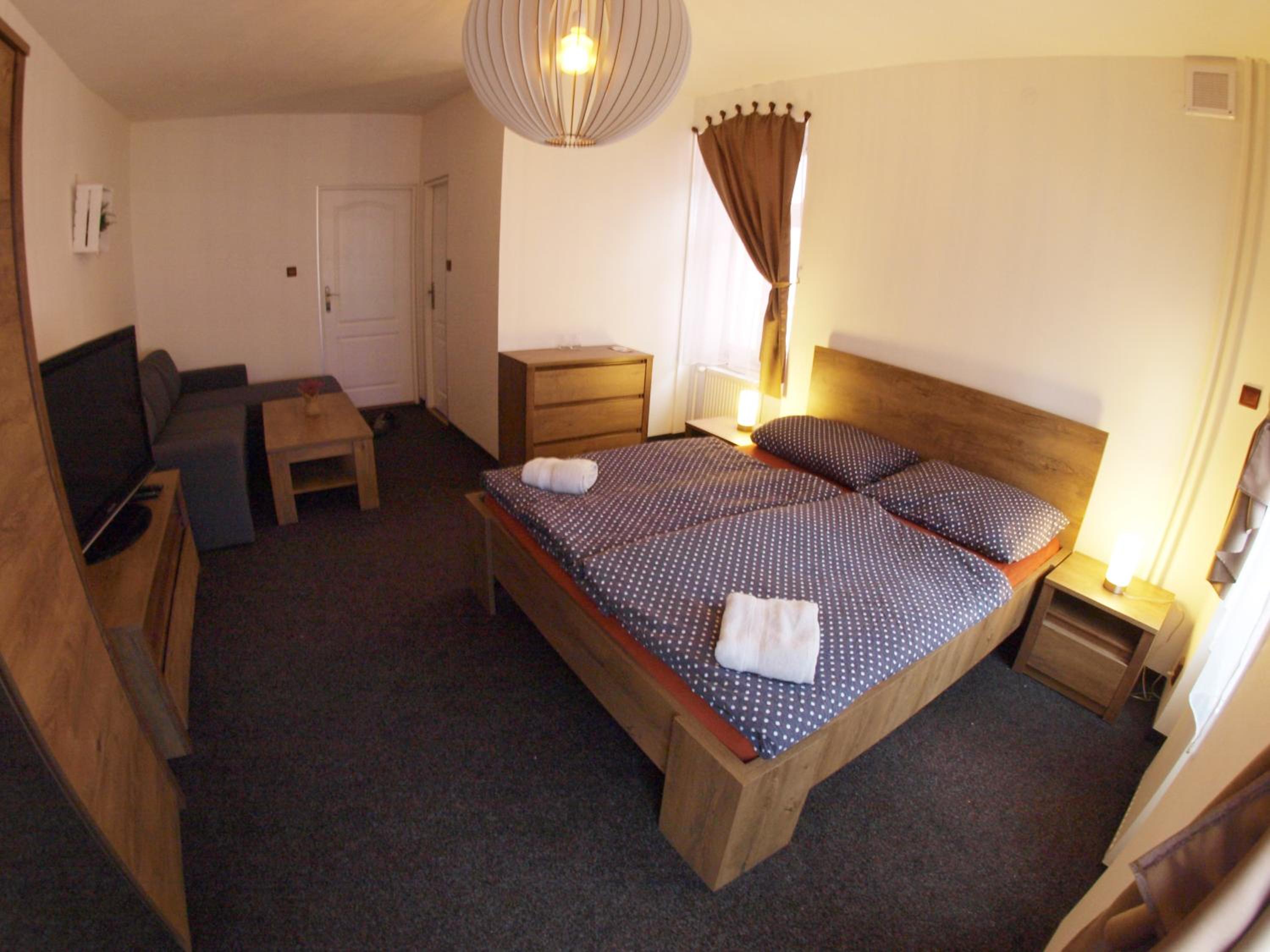 Deluxe Double Room with Extra Bed photo 2