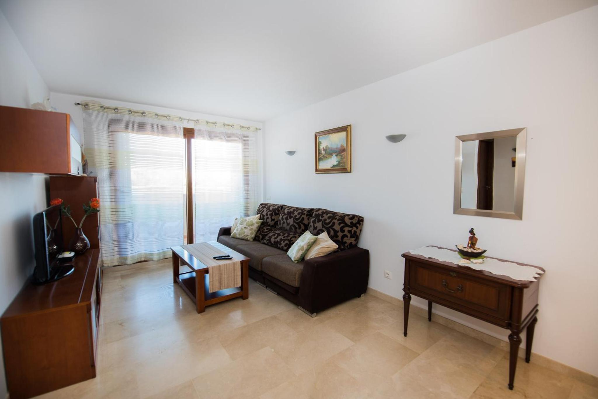 Apartamento con vista a la piscina