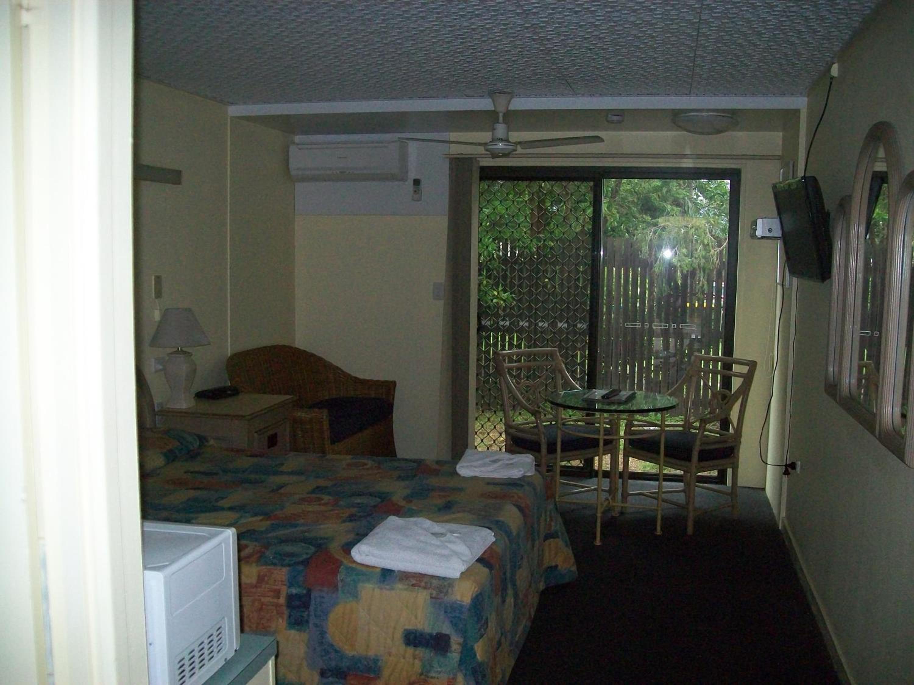 Queen Room photo 3