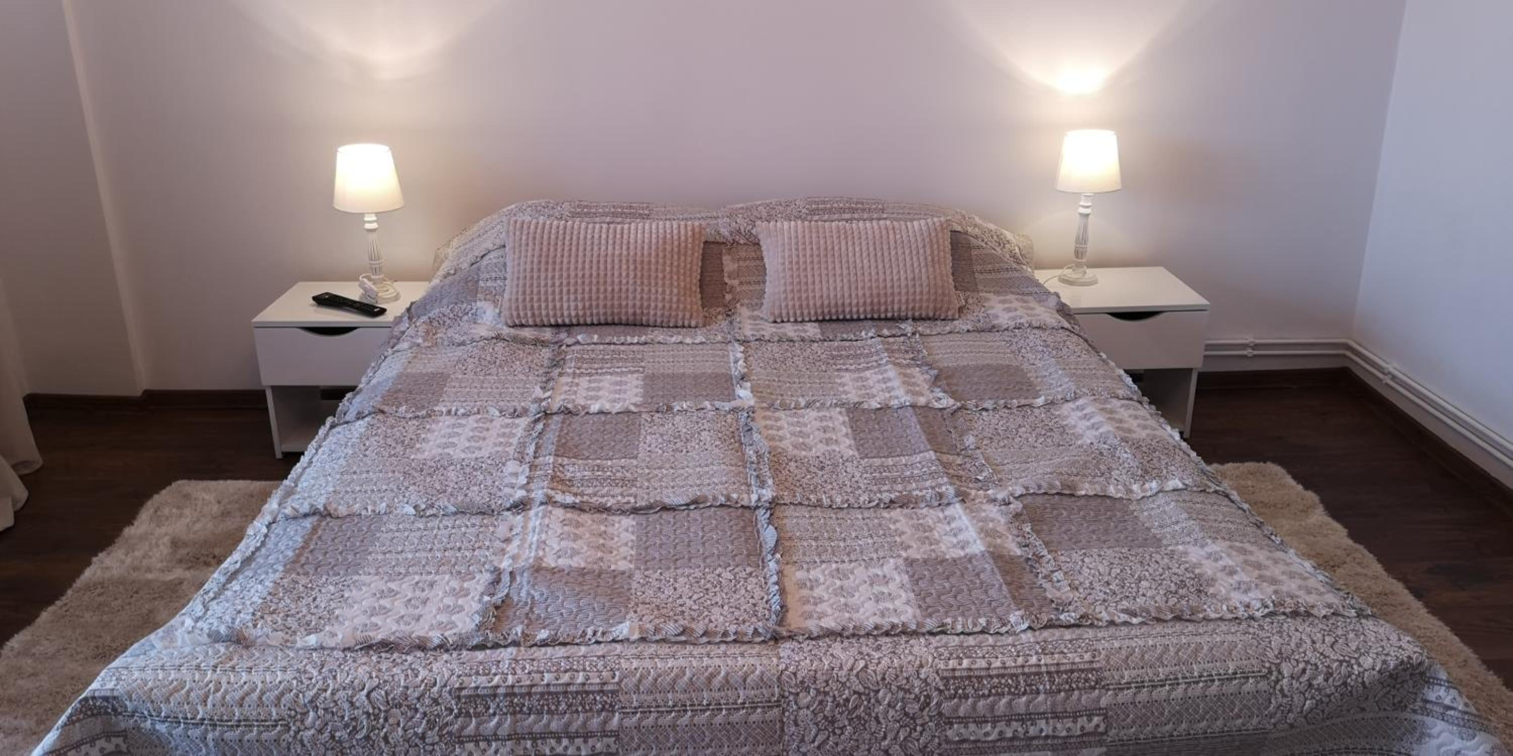 One-Bedroom Apartment - Photo 19