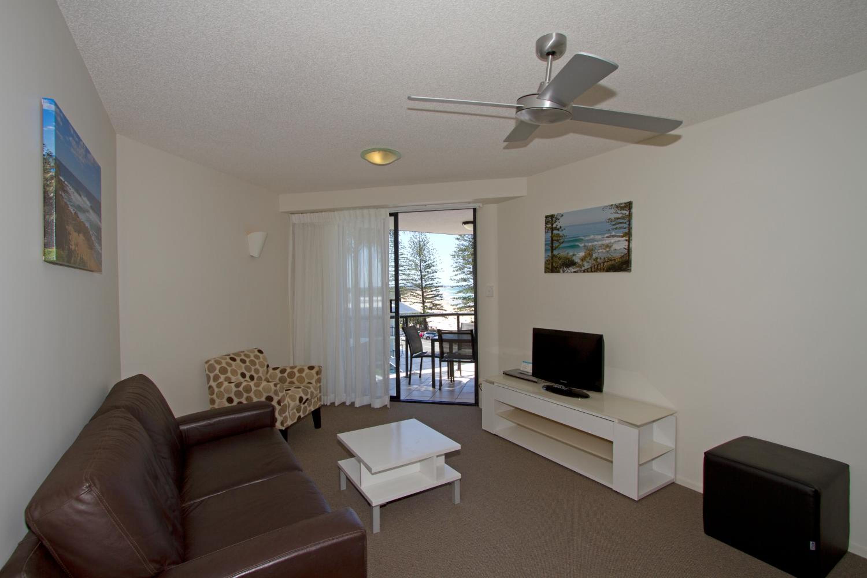 One-Bedroom Apartment with Ocean View