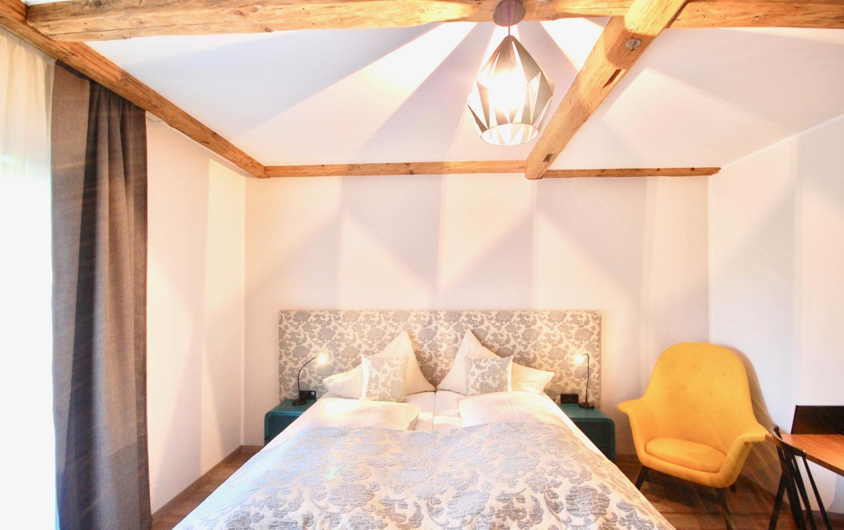 Double or Twin Room with Balcony - Photo 1