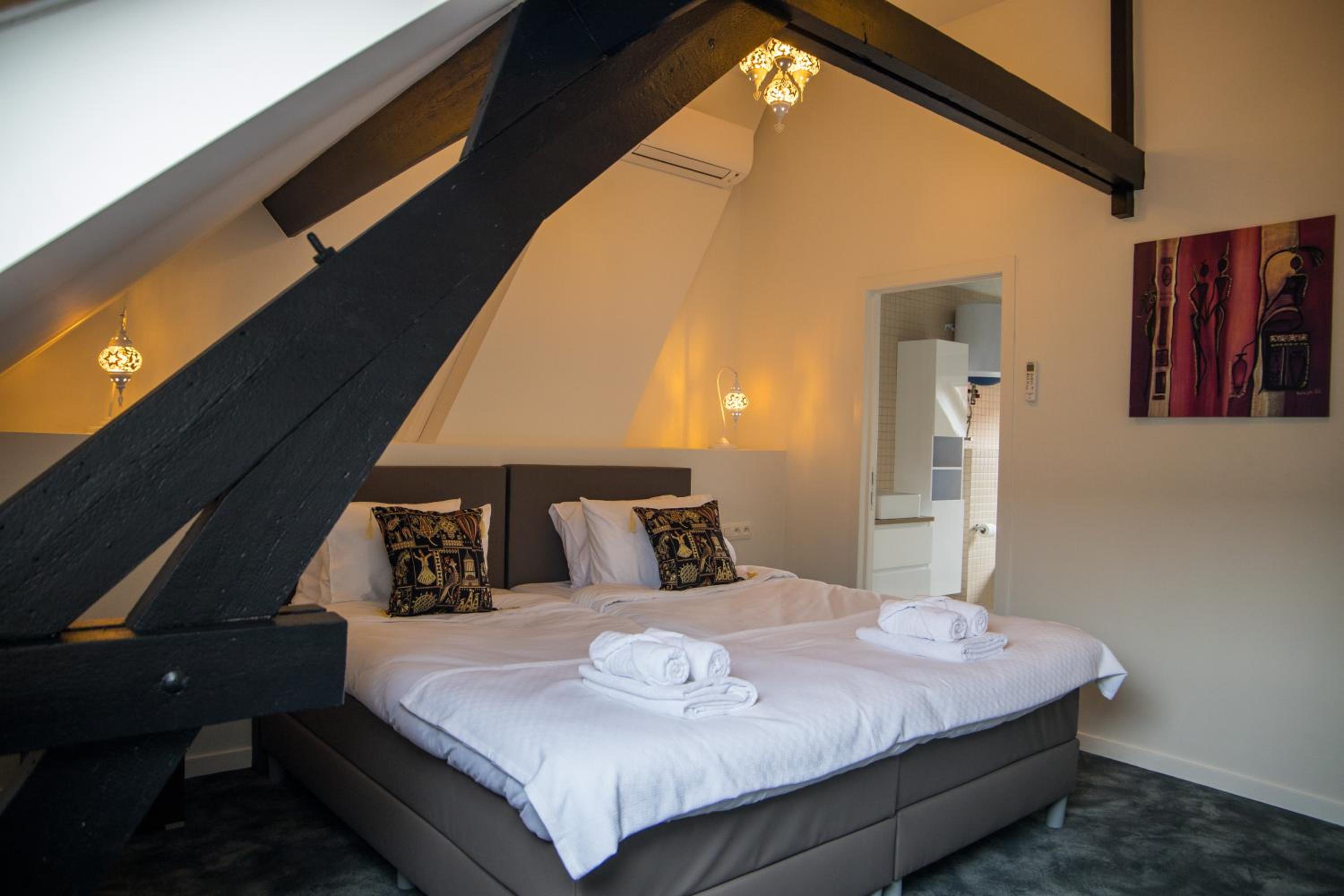Superior King Room - Photo 1