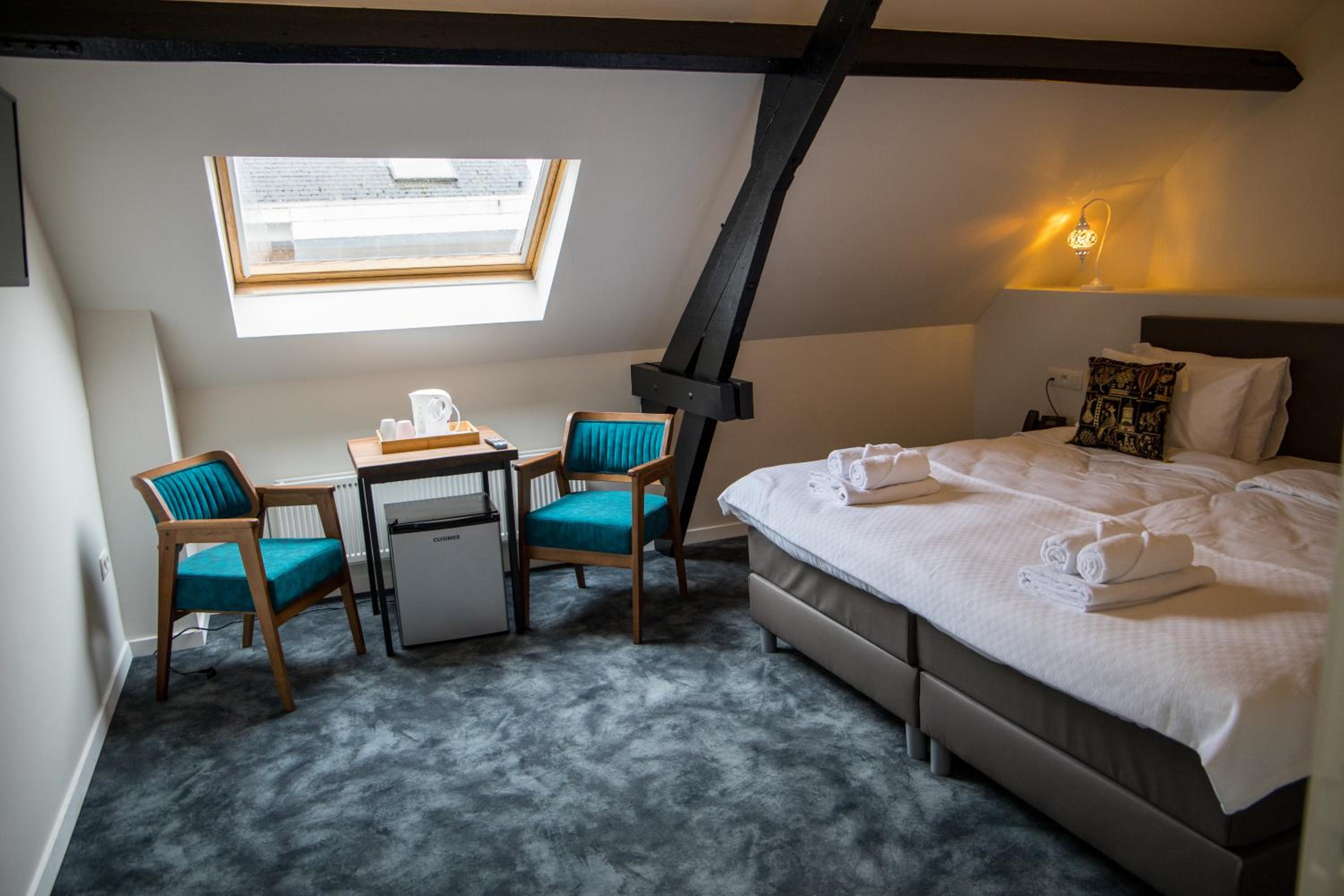 Superior King Room - Photo 4