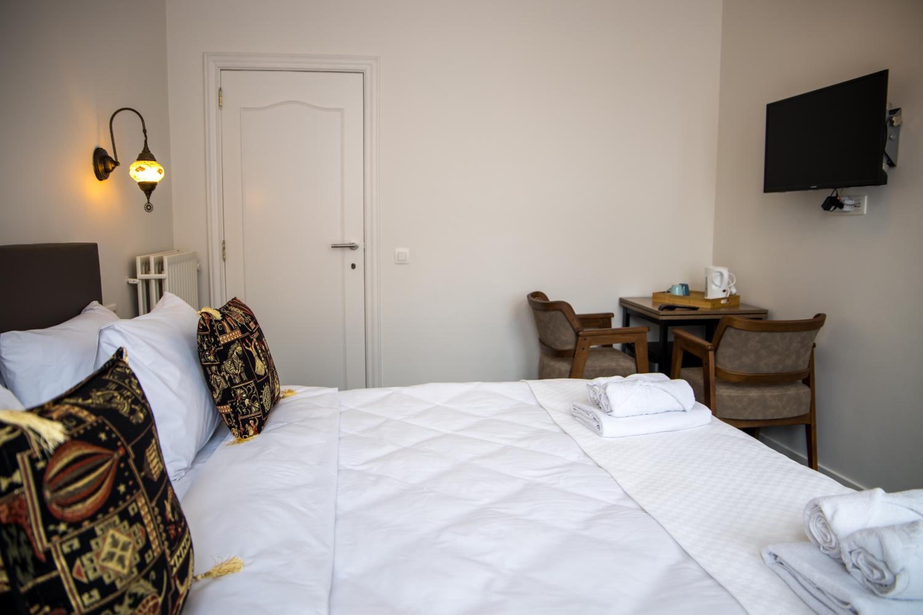 Deluxe Triple Room - Photo 2