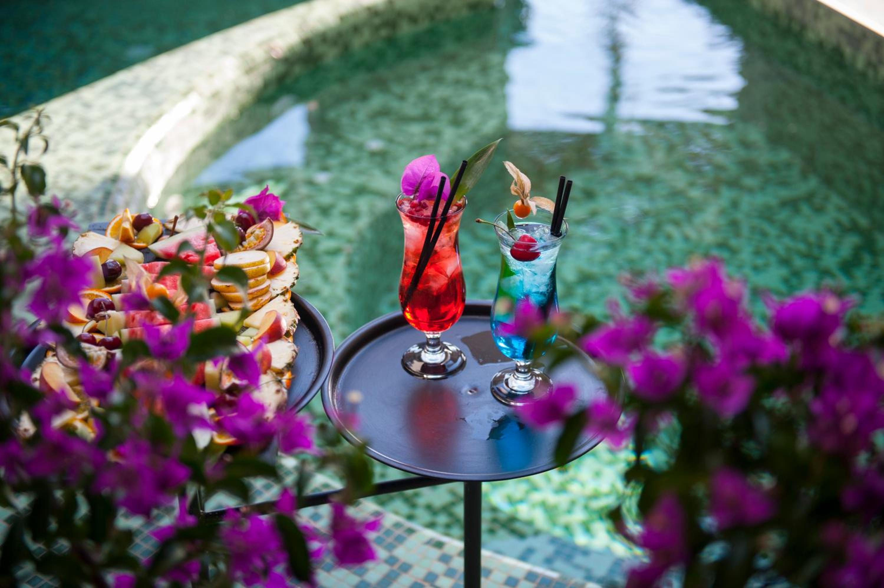Suite With Private Pool