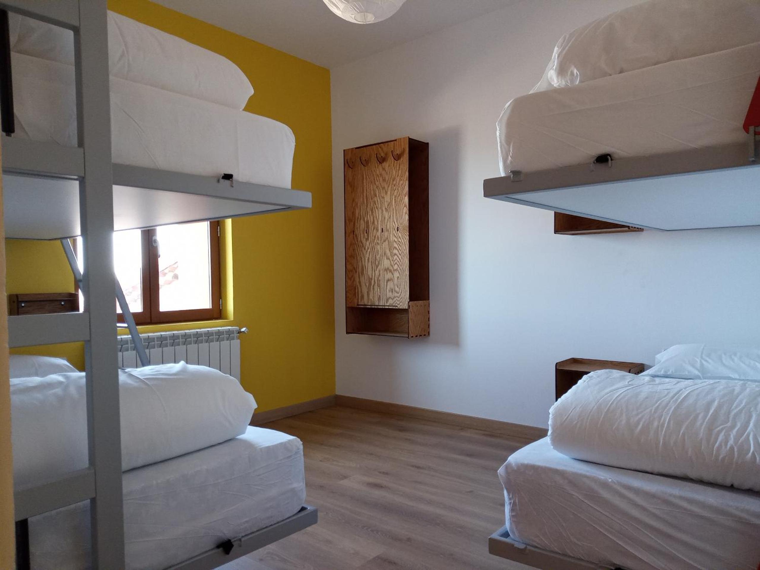 Quadruple Room - Photo 8
