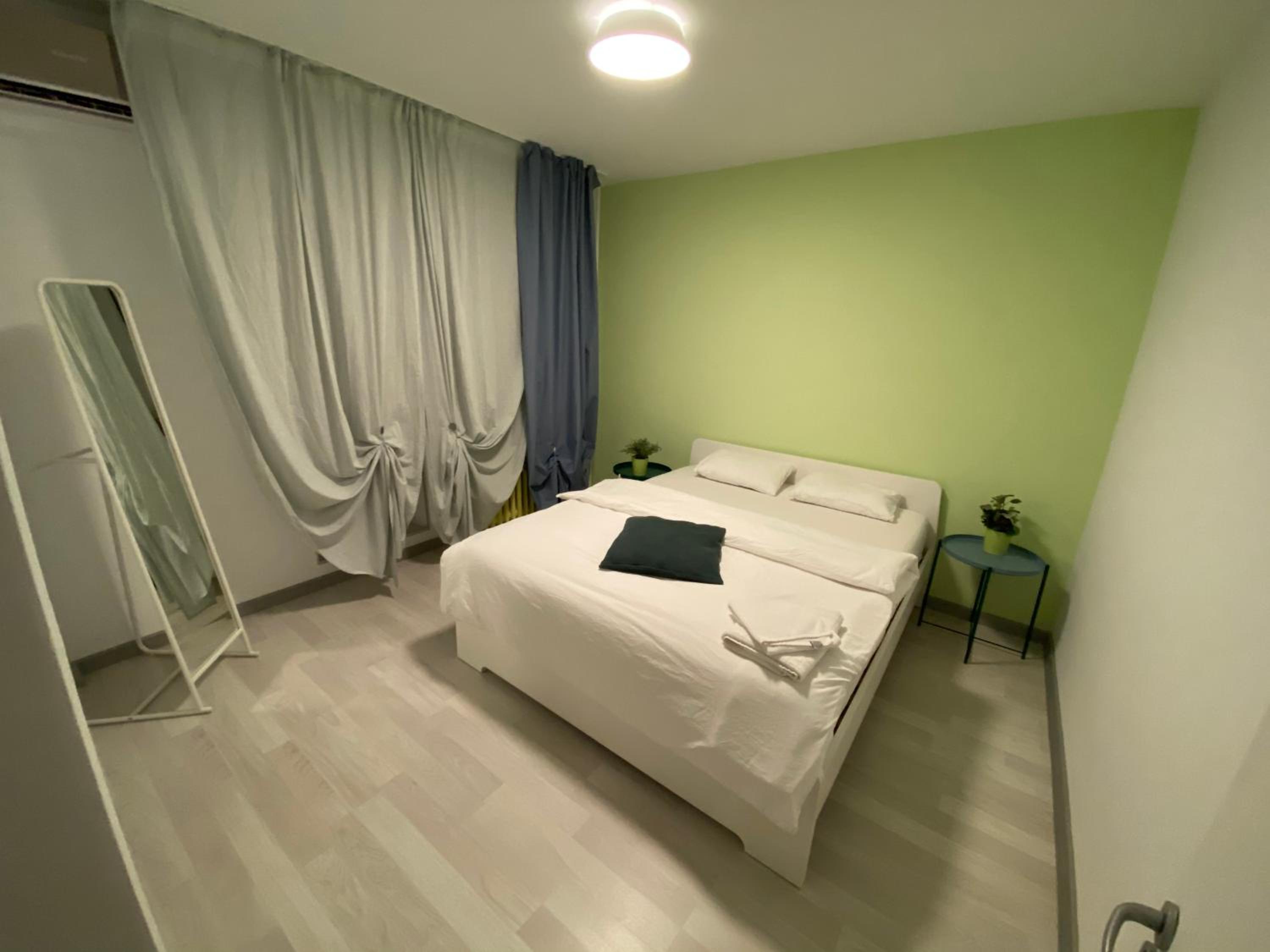 Two-Bedroom Apartment - Photo 16