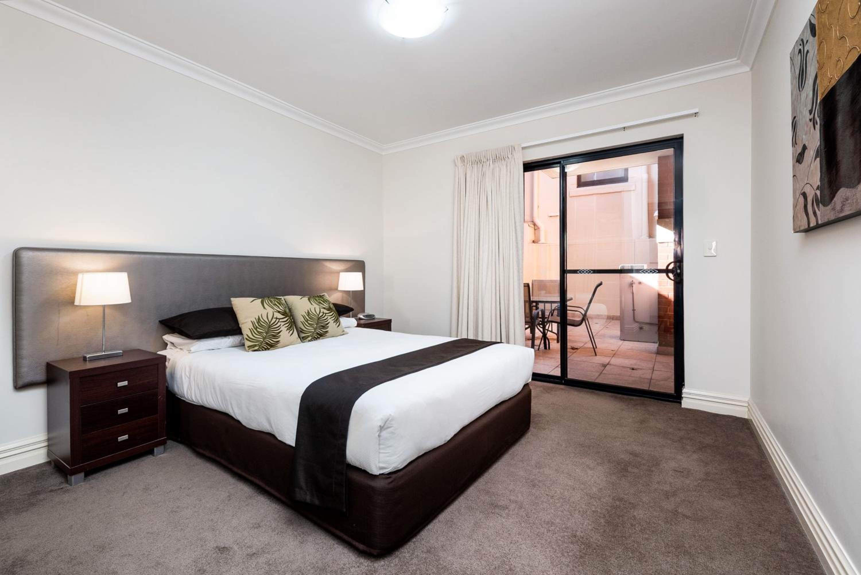 One-Bedroom Spacious Luxury Apartment