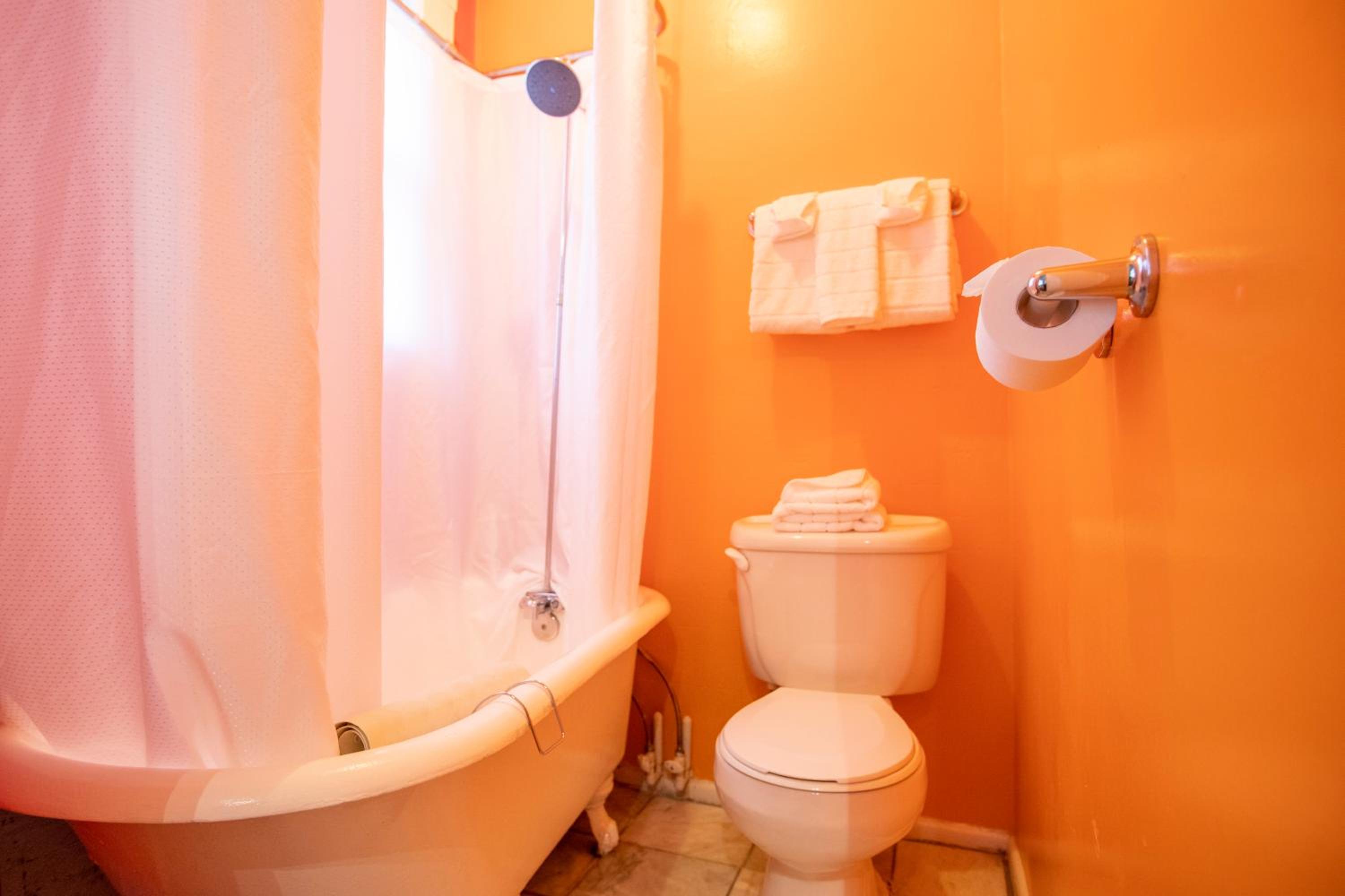 Queen Room - Photo 3