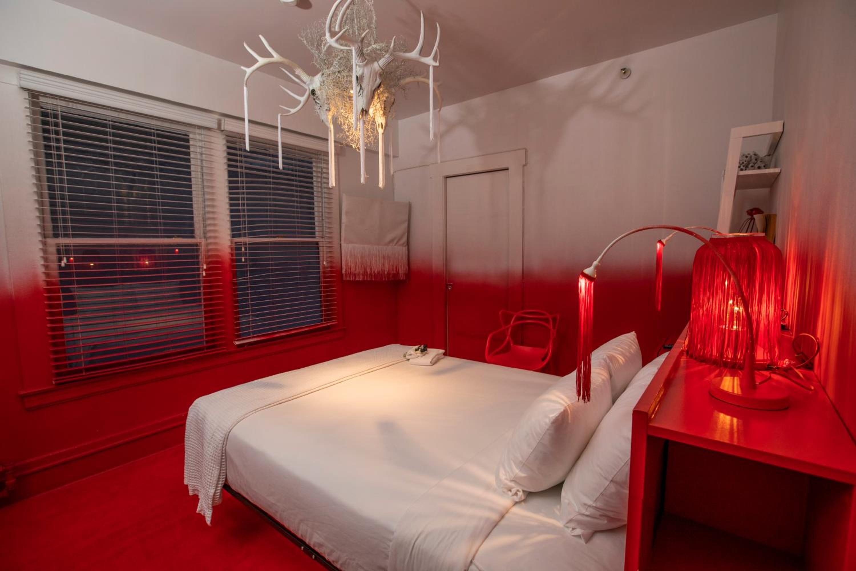 Hotel des Arts — photo 137