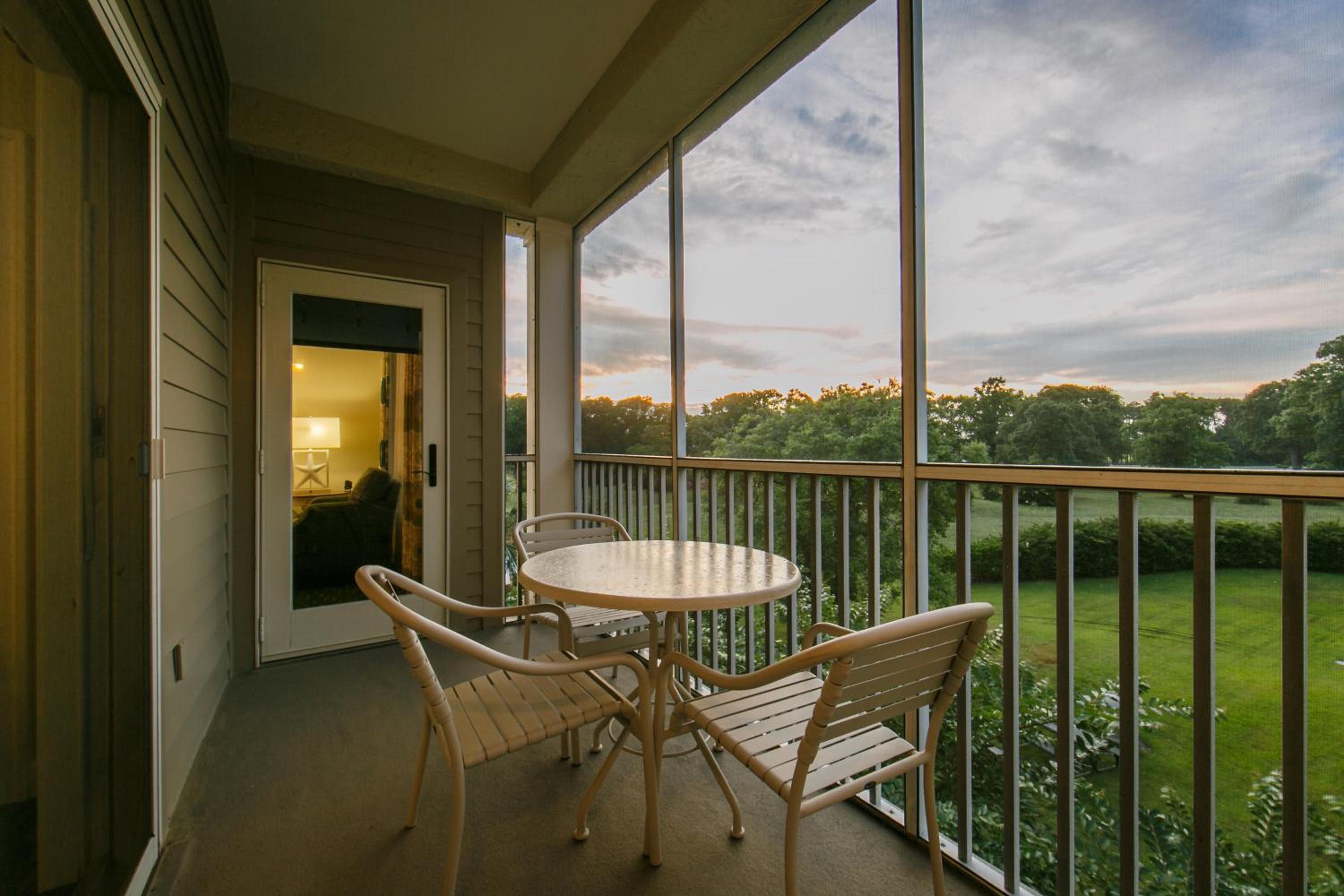 Two-Bedroom Villa - Photo 12