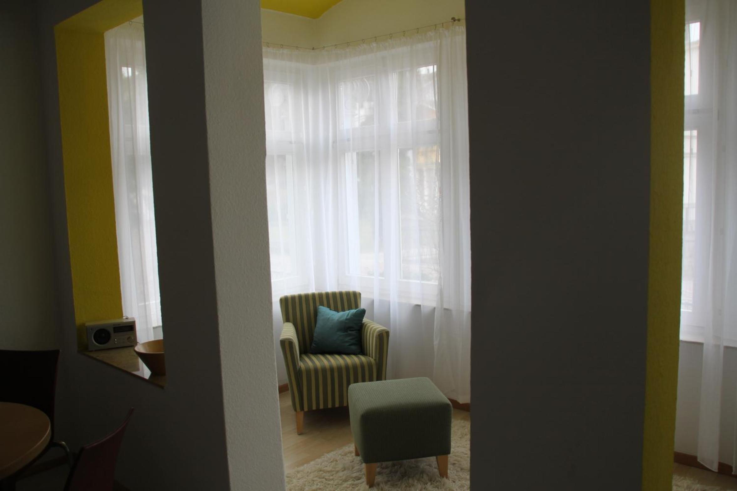 Comfort One-Bedroom Apartment - First Floor photo 1