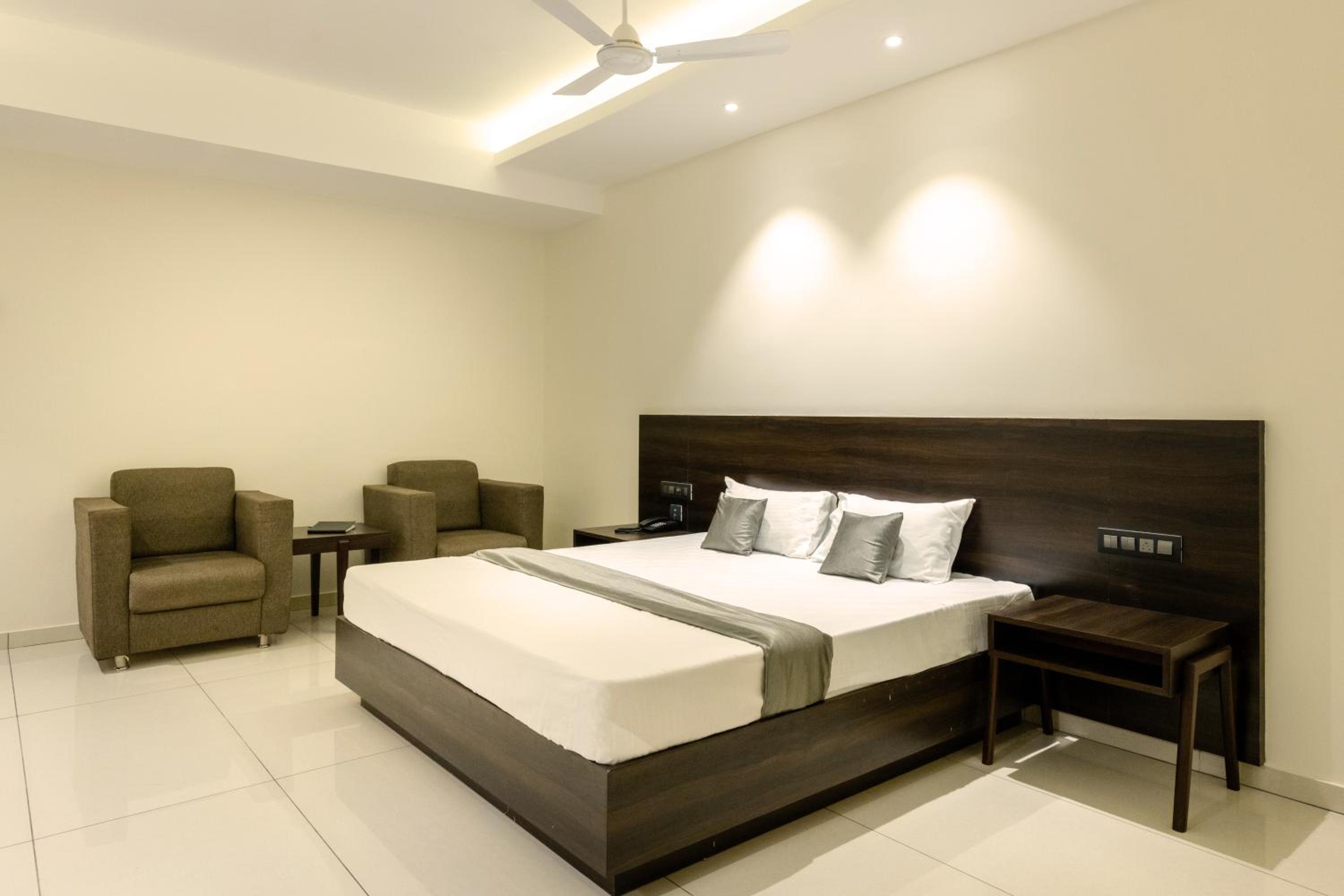 Deluxe Double Room - Photo 2