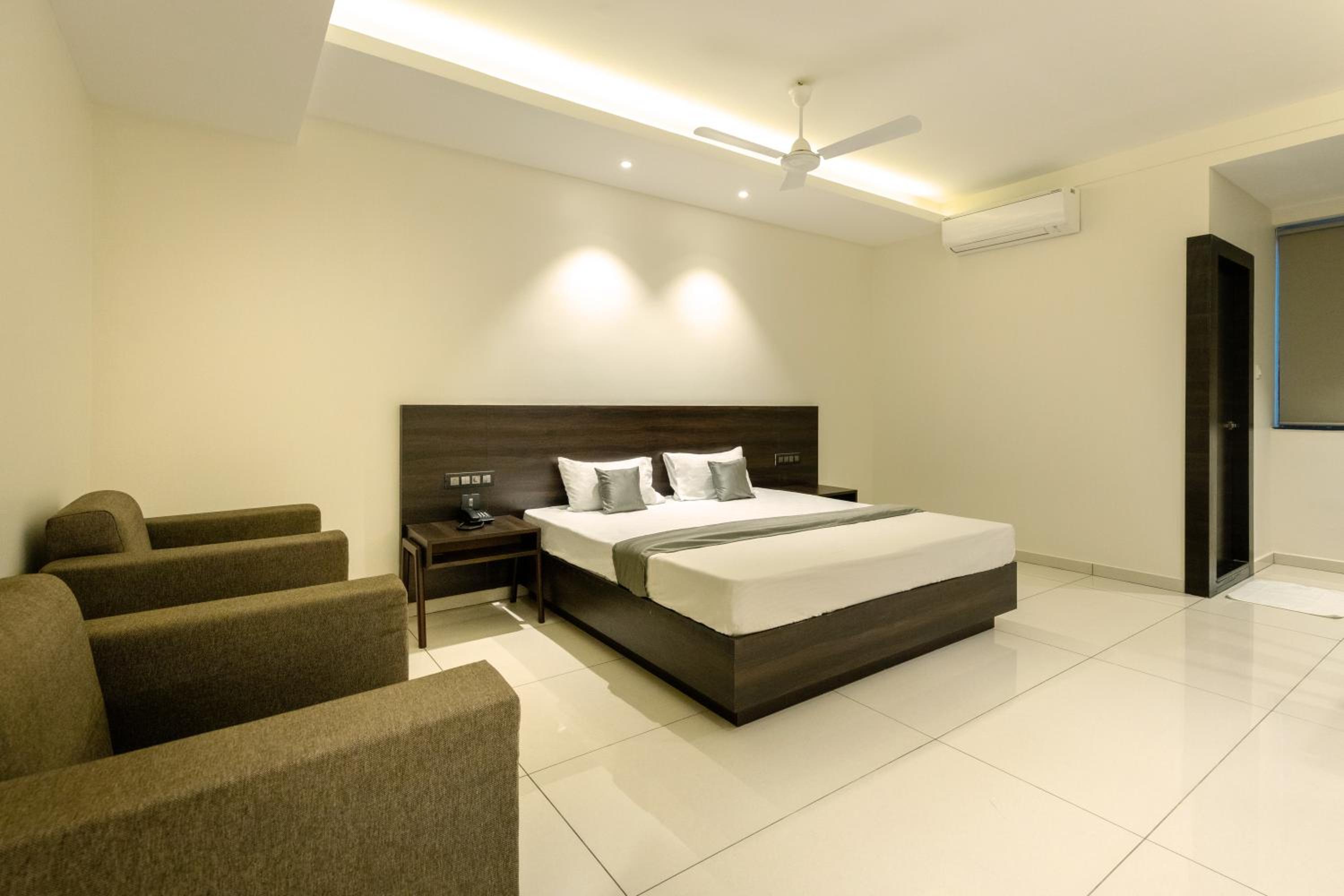 Deluxe Double Room - Photo 4