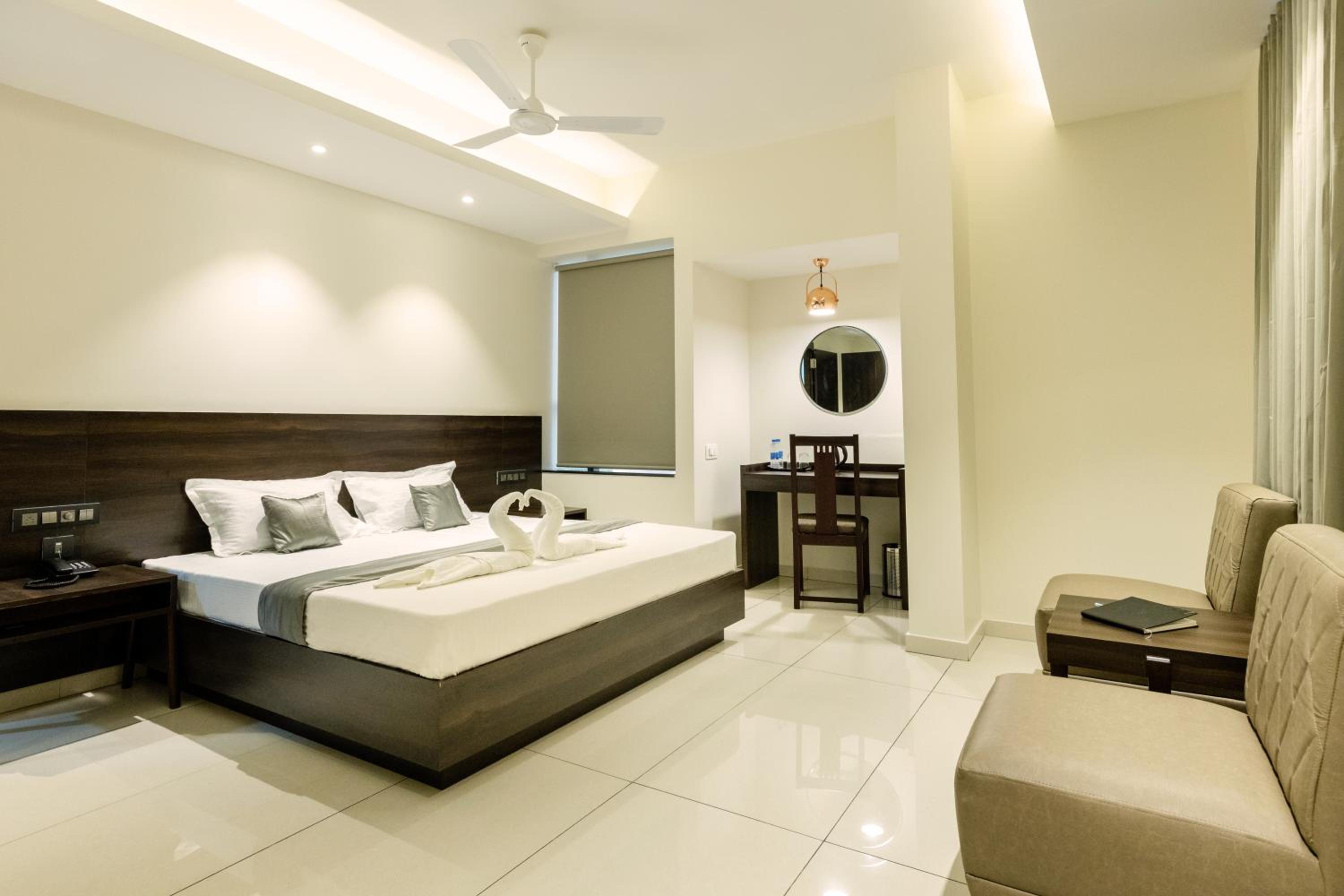 Suite with City View photo 1