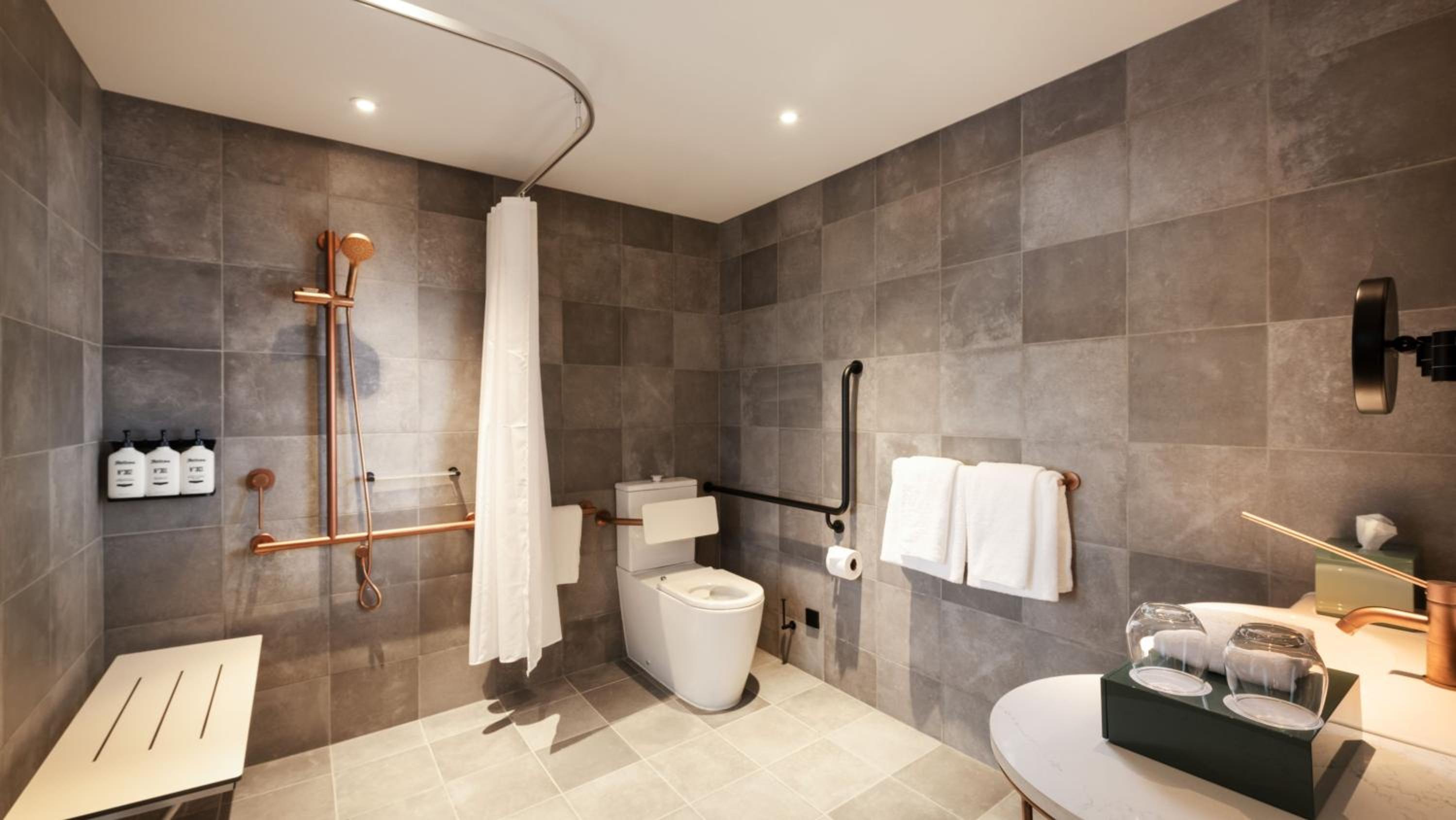 King Room - Accessible  - Photo 3