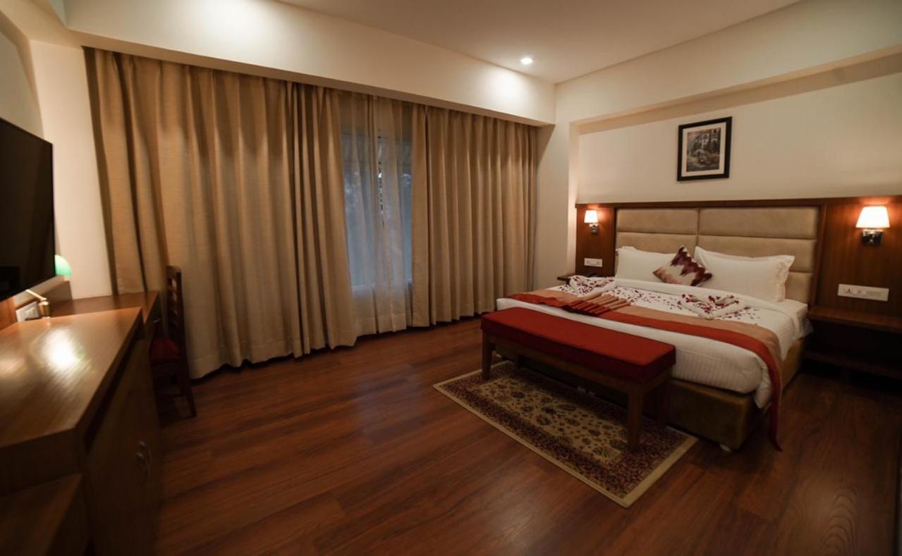 Deluxe Room - Photo 3