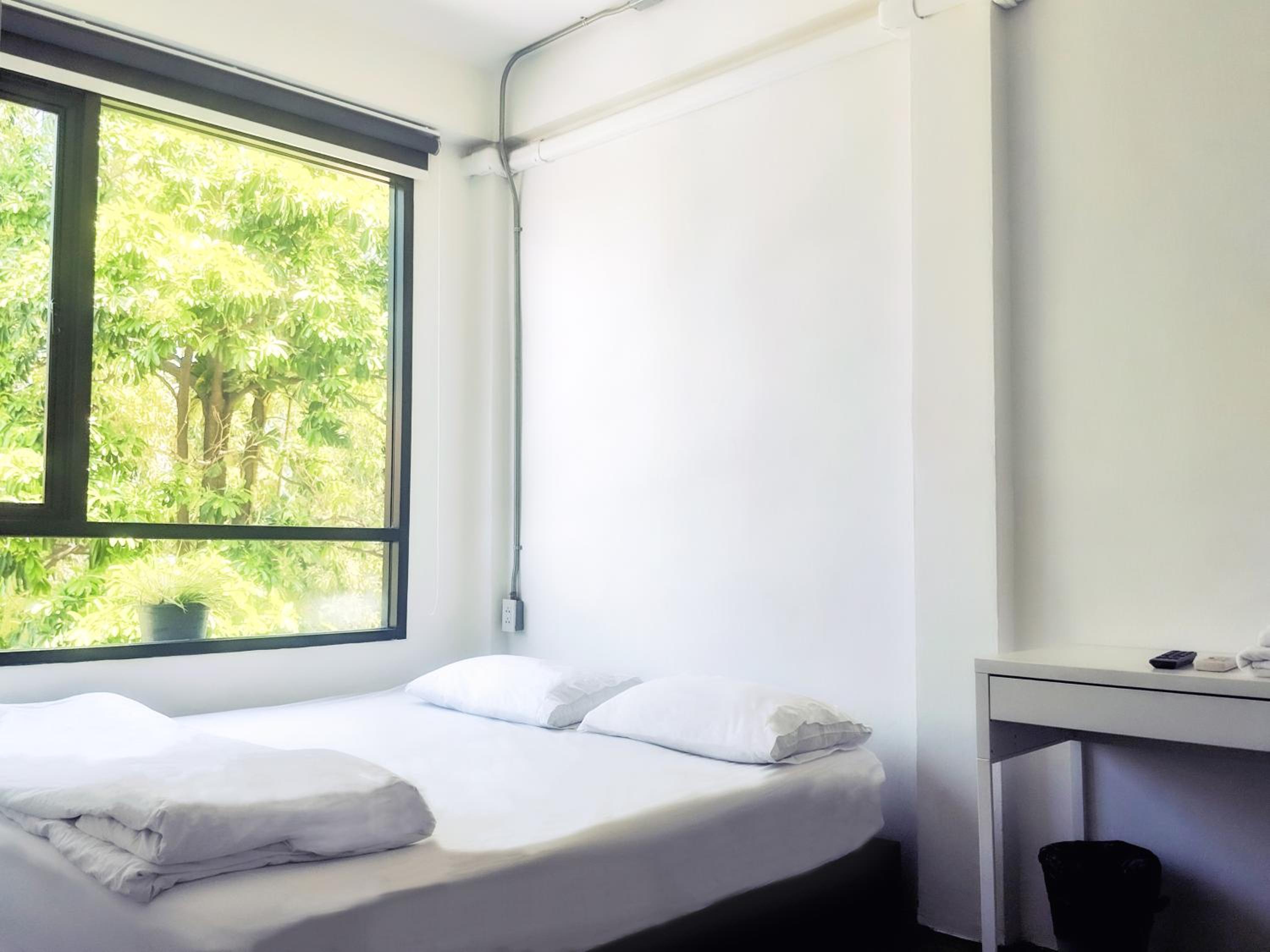 Deluxe King Room photo 1