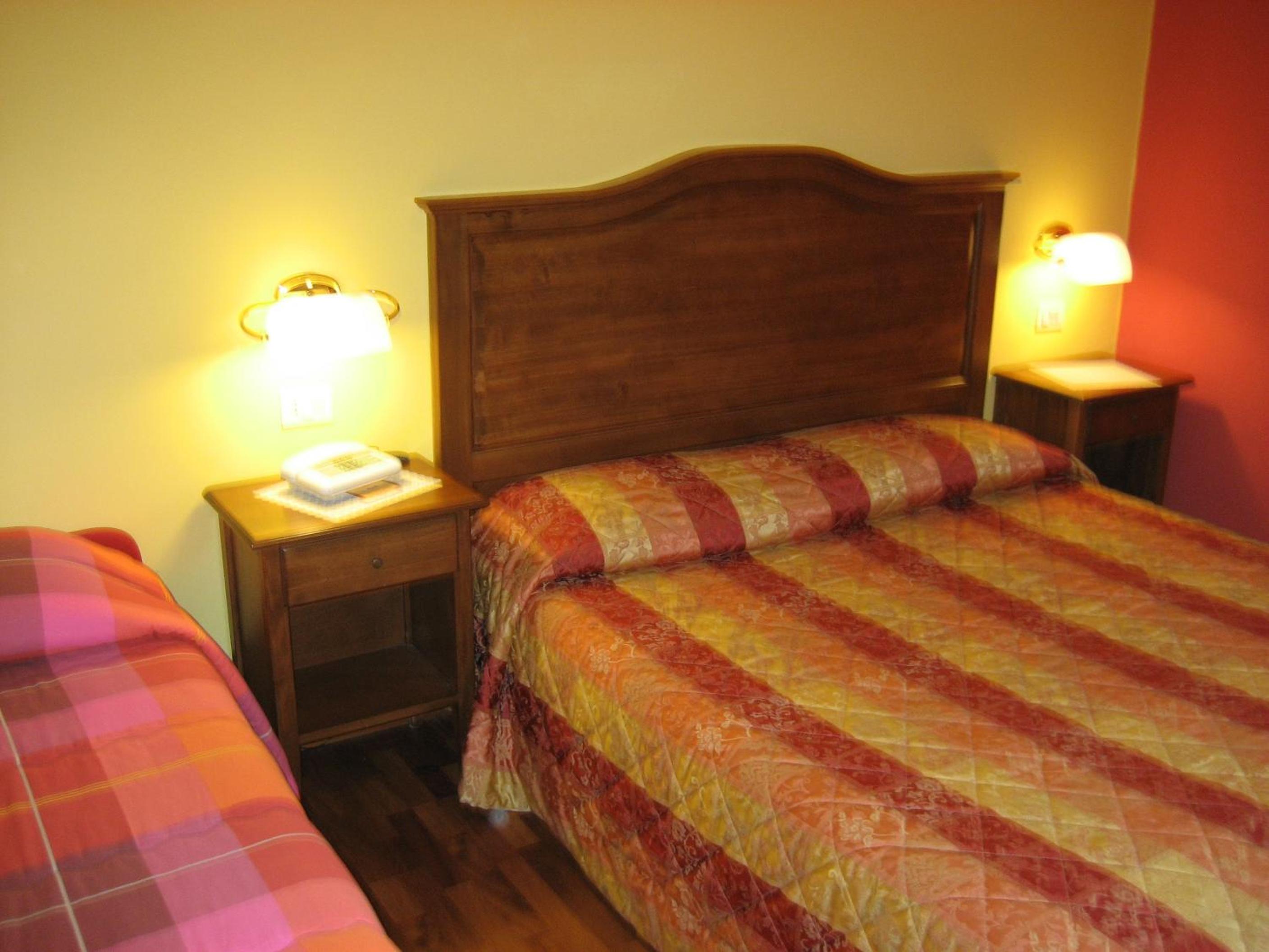 Triple Room - Photo 1