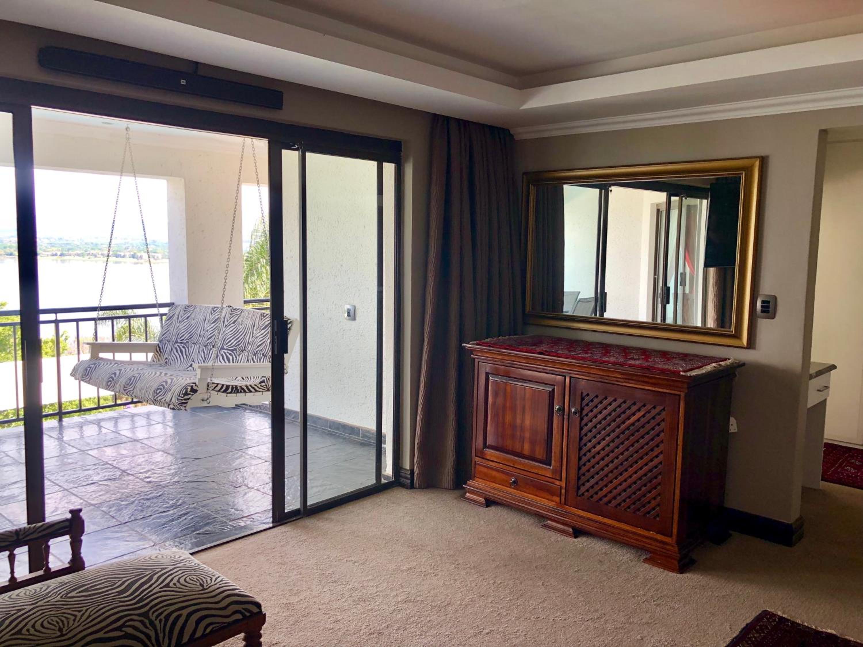 Family Room with Lake View - Photo 21