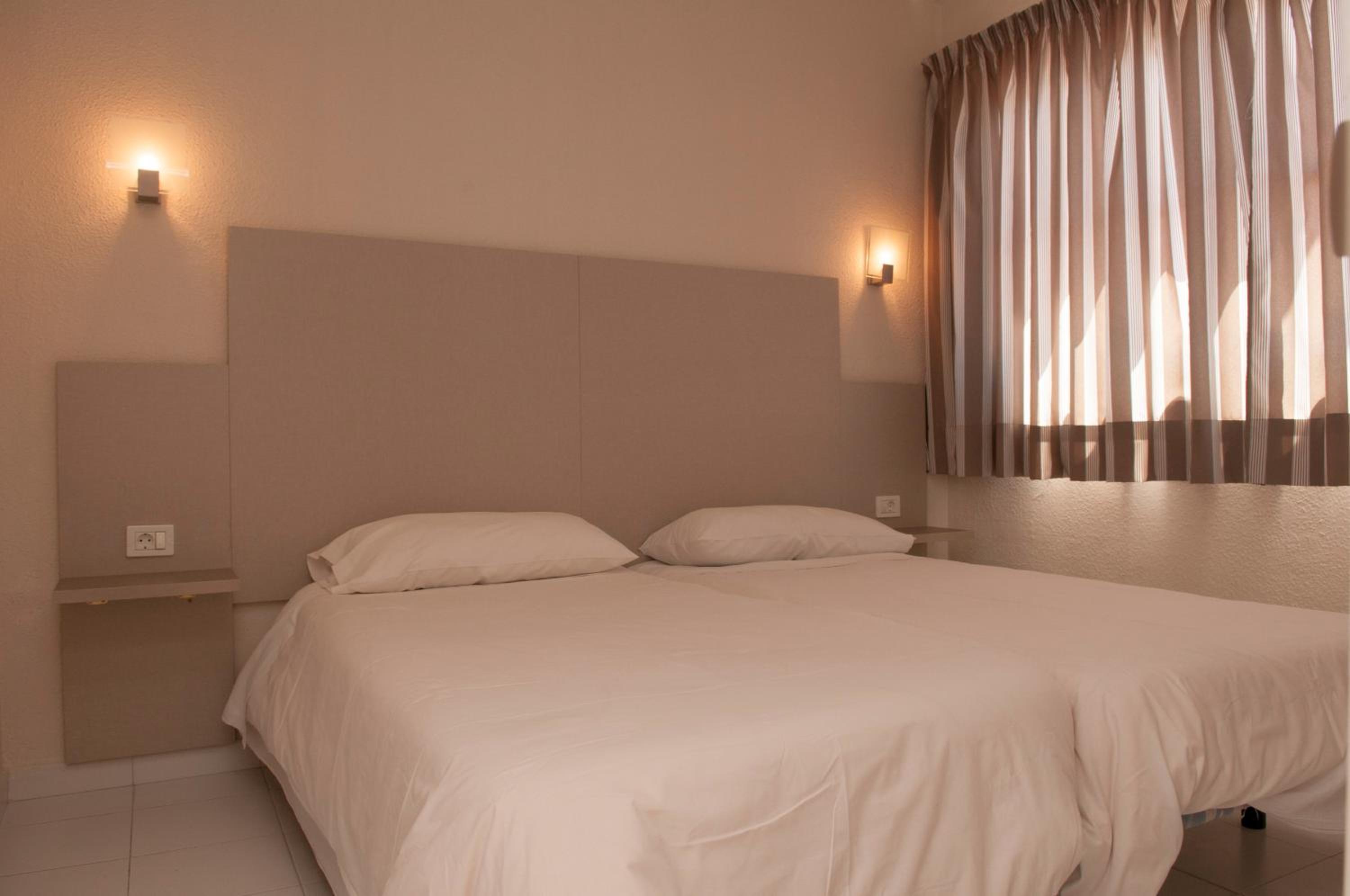 Superior One-Bedroom Apartment photo 3